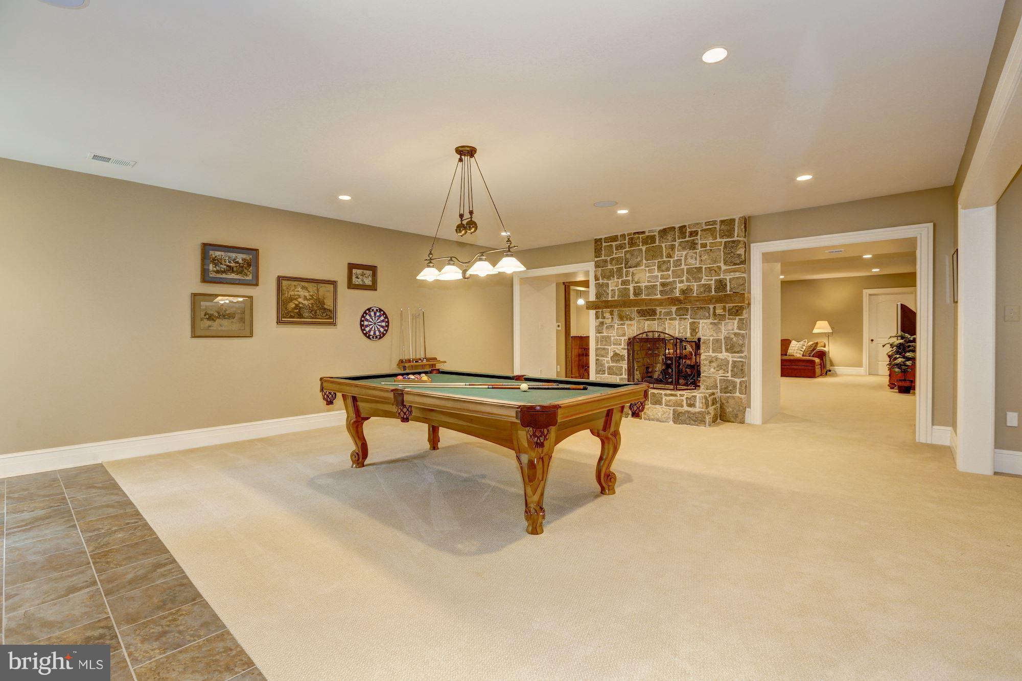 LANGLEY FOREST - Residential