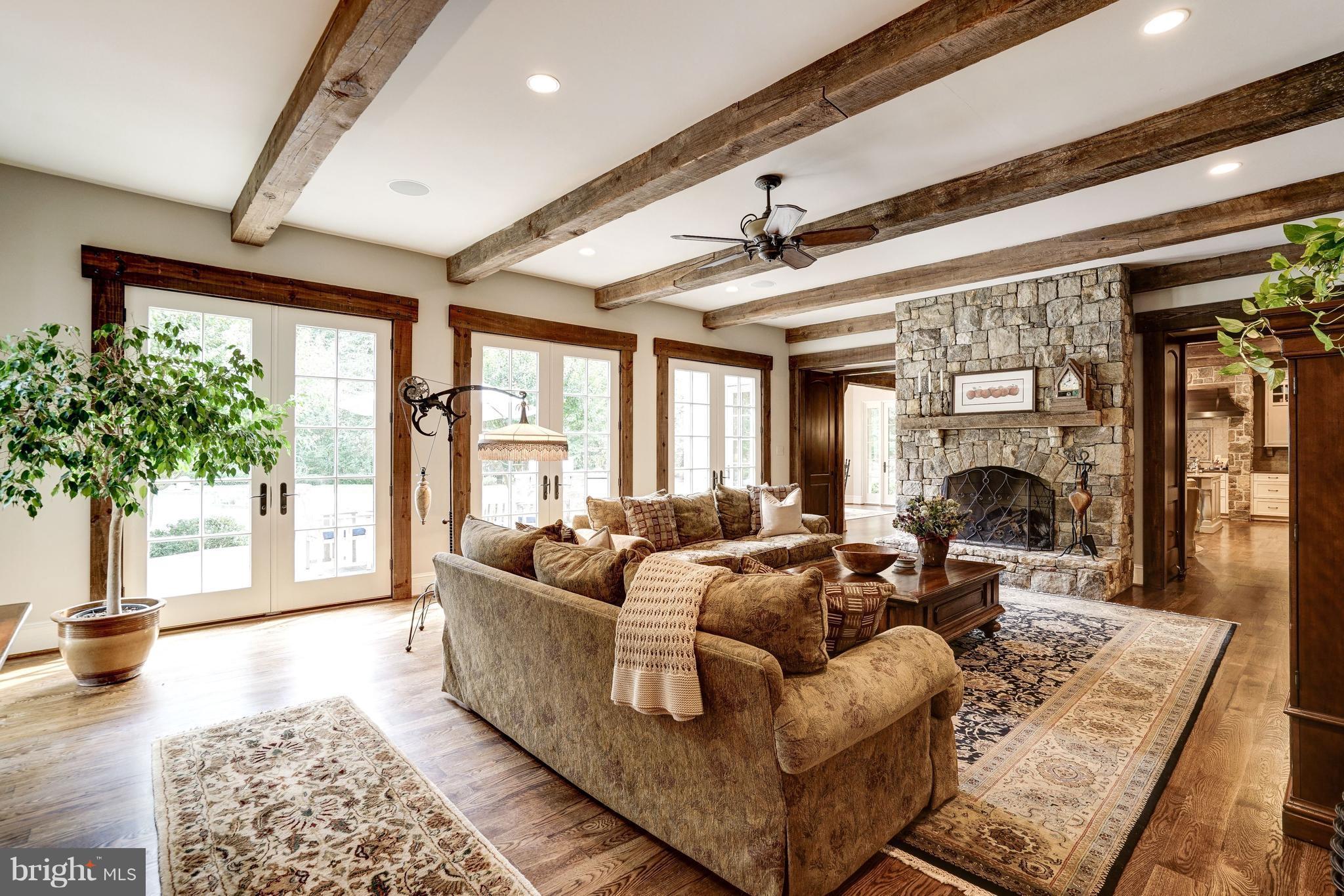 LANGLEY FOREST - Residential