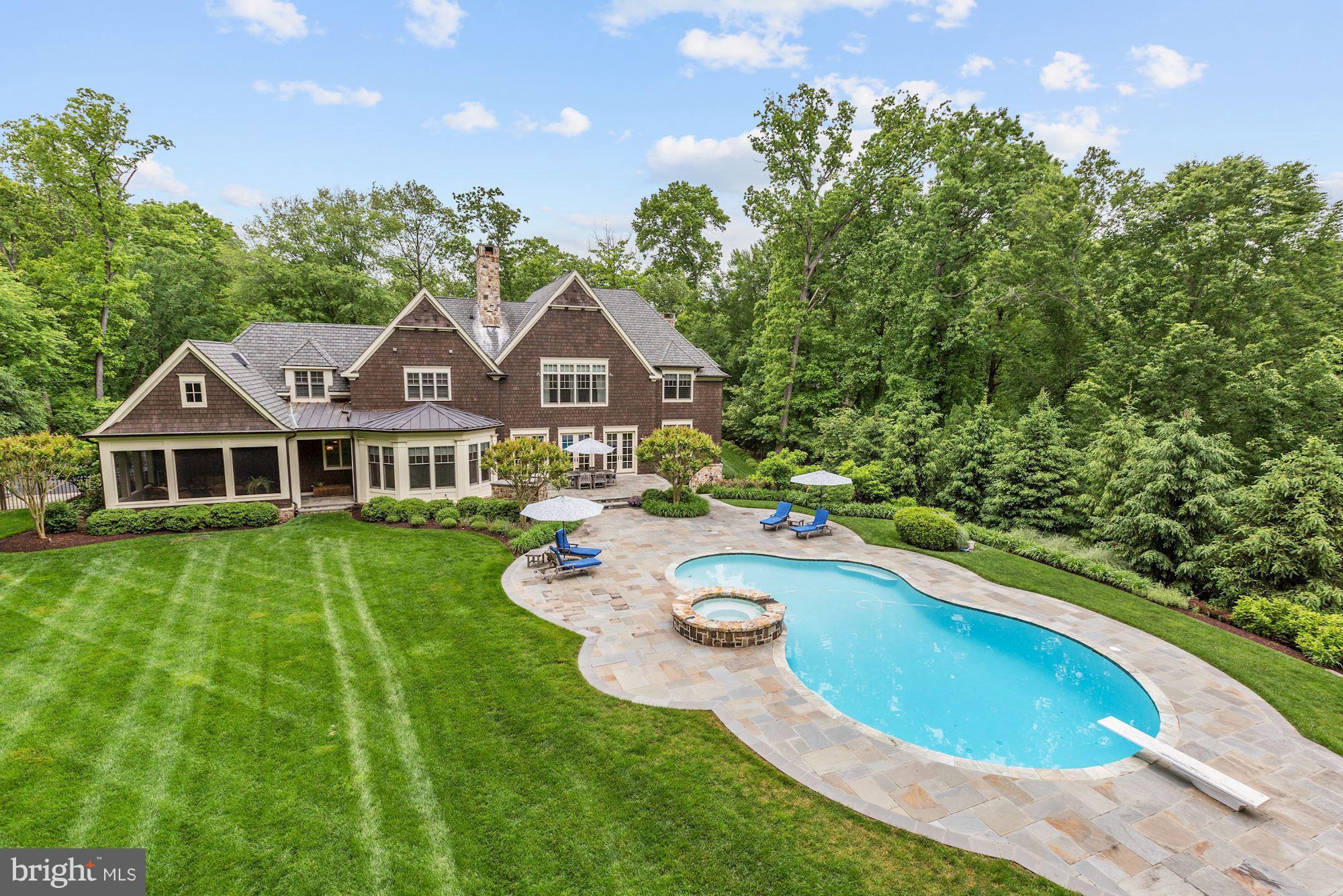 LANGLEY FOREST - Residential