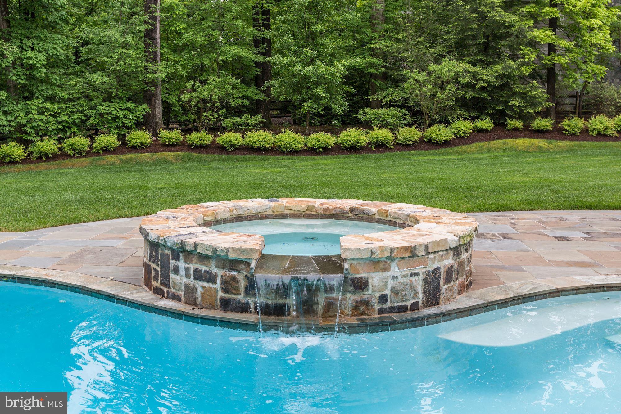 LANGLEY FOREST - Residential