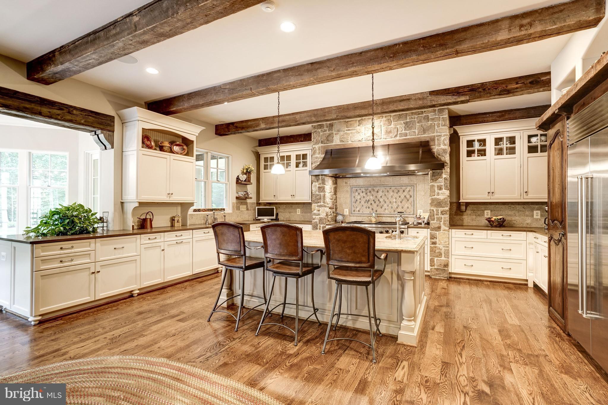 LANGLEY FOREST - Residential