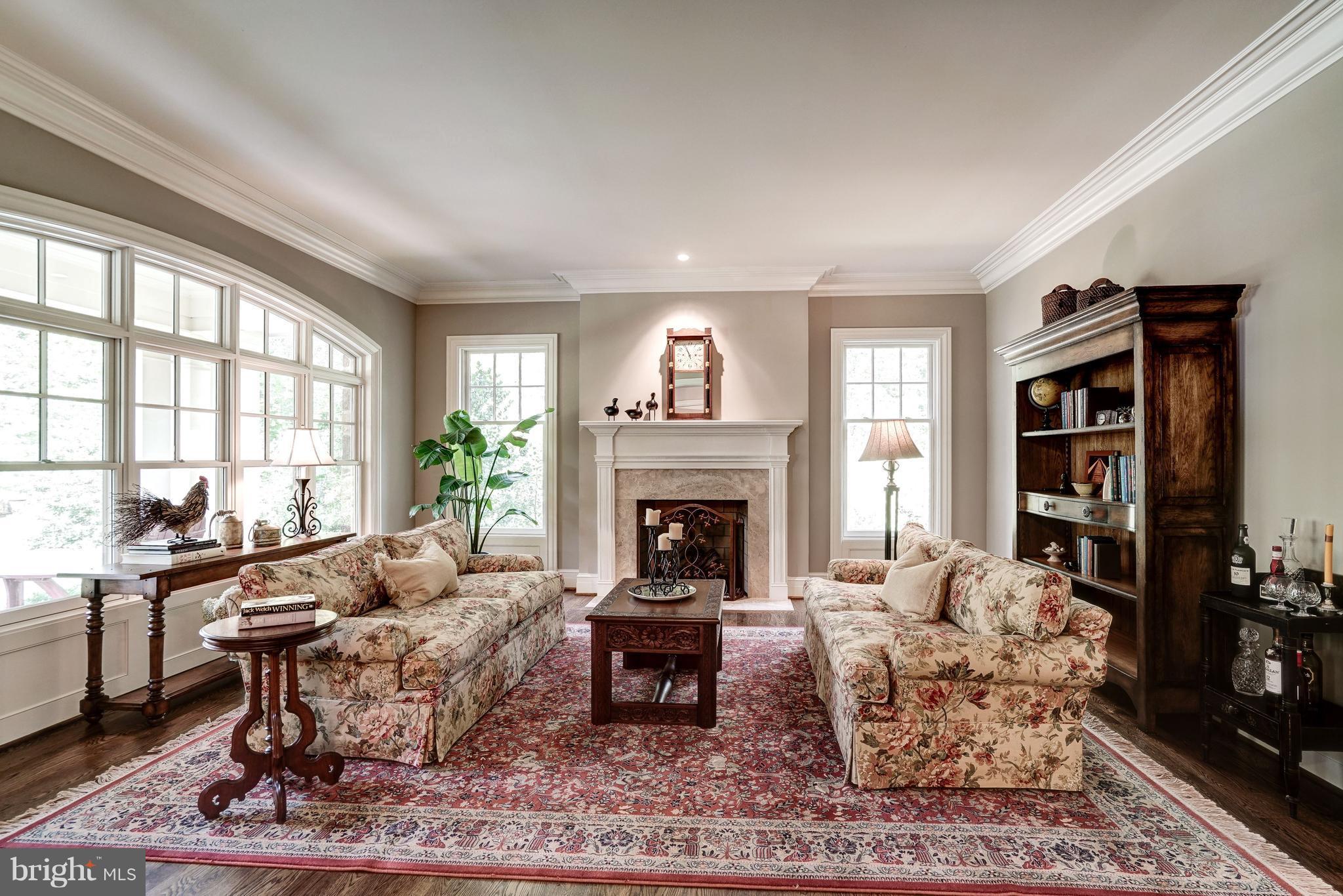 LANGLEY FOREST - Residential