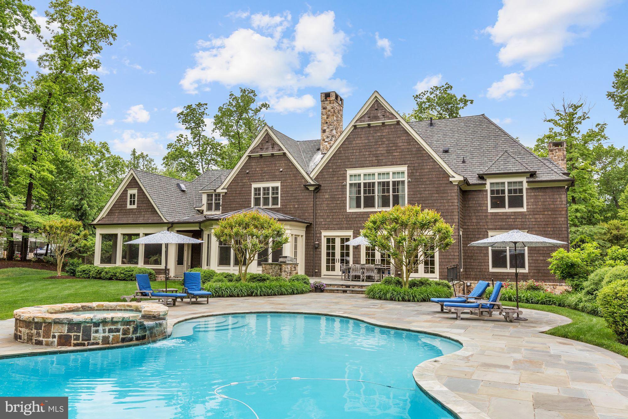 LANGLEY FOREST - Residential