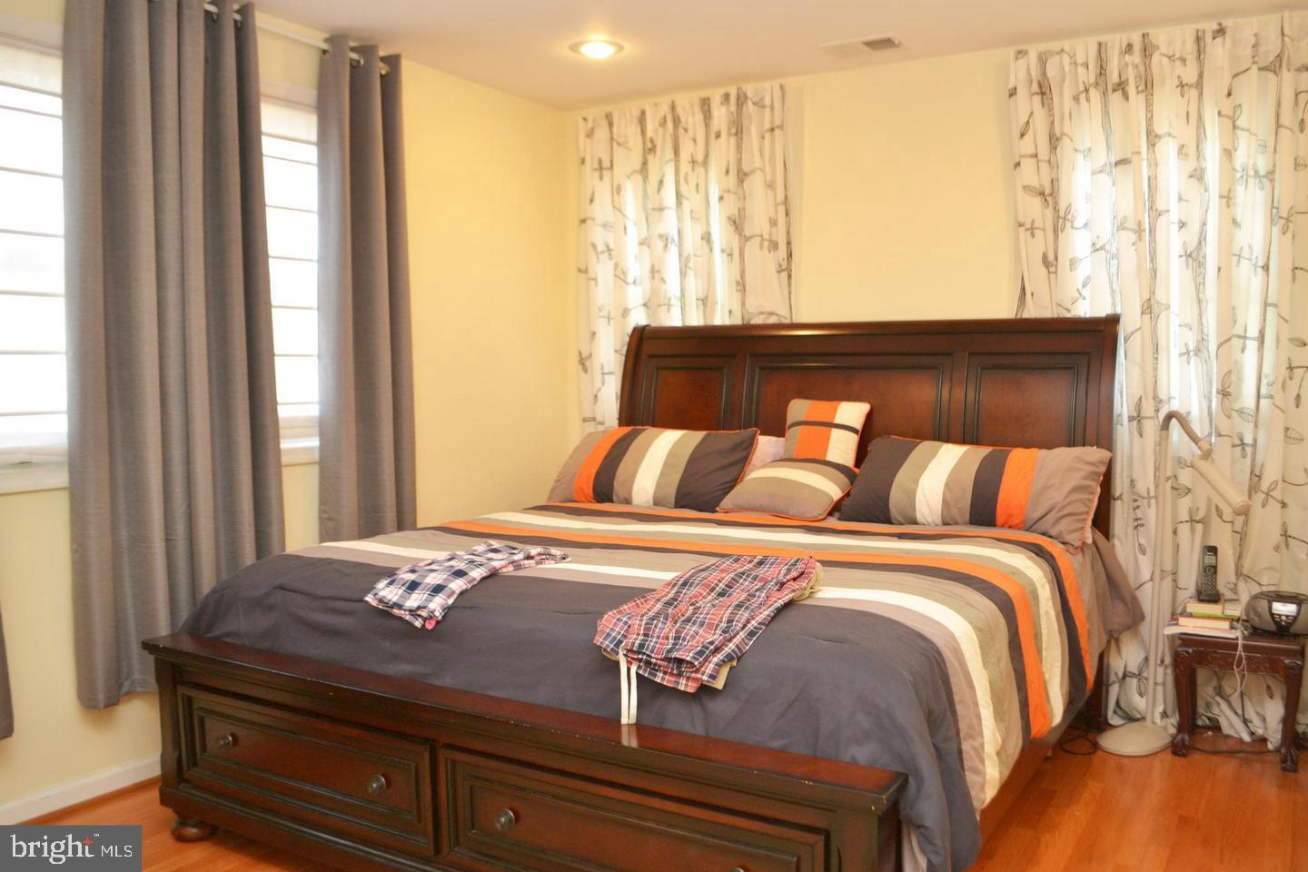 JEFFERSON MANOR - Residential Lease