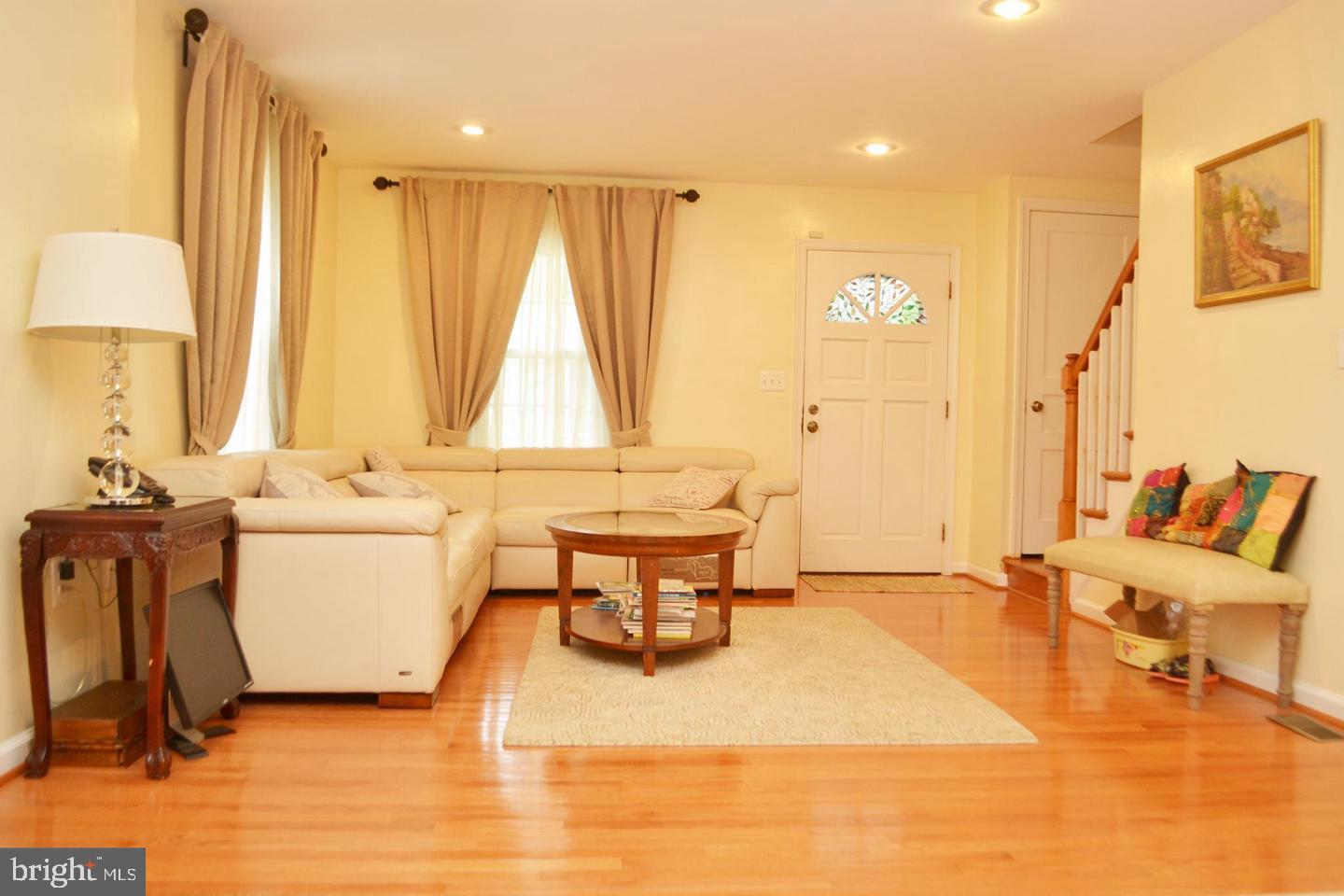 JEFFERSON MANOR - Residential Lease