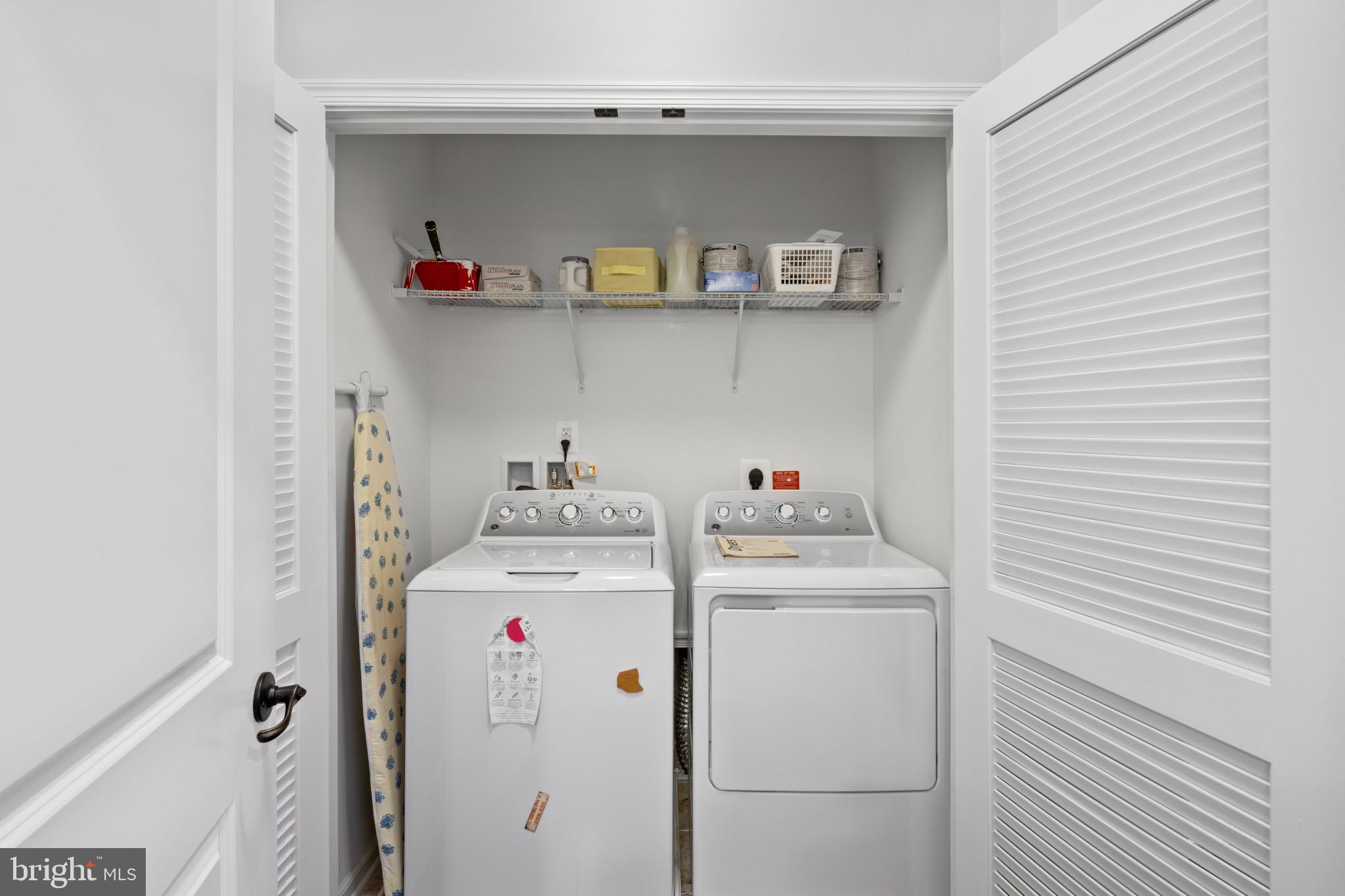 WAVERLY MEWS - Residential