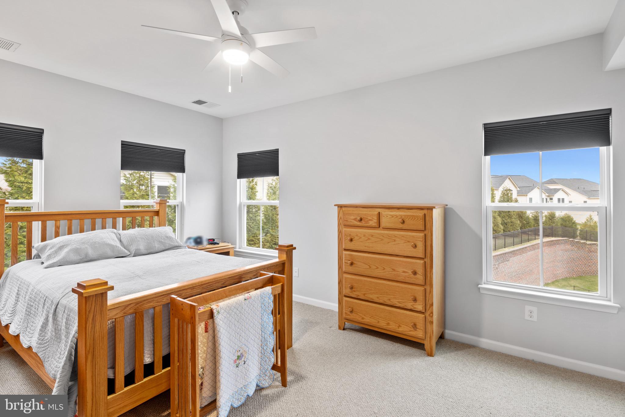 WAVERLY MEWS - Residential