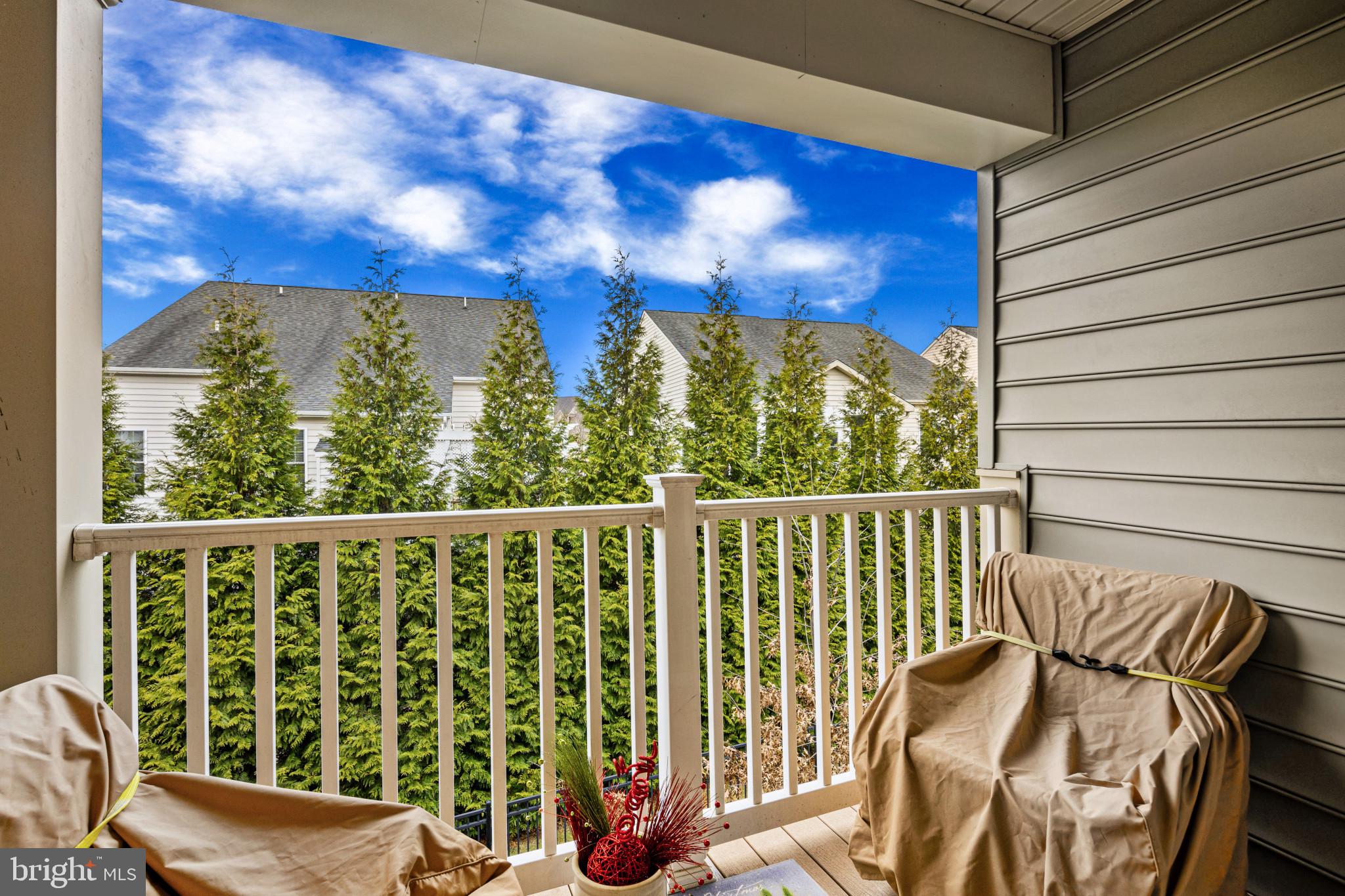 WAVERLY MEWS - Residential