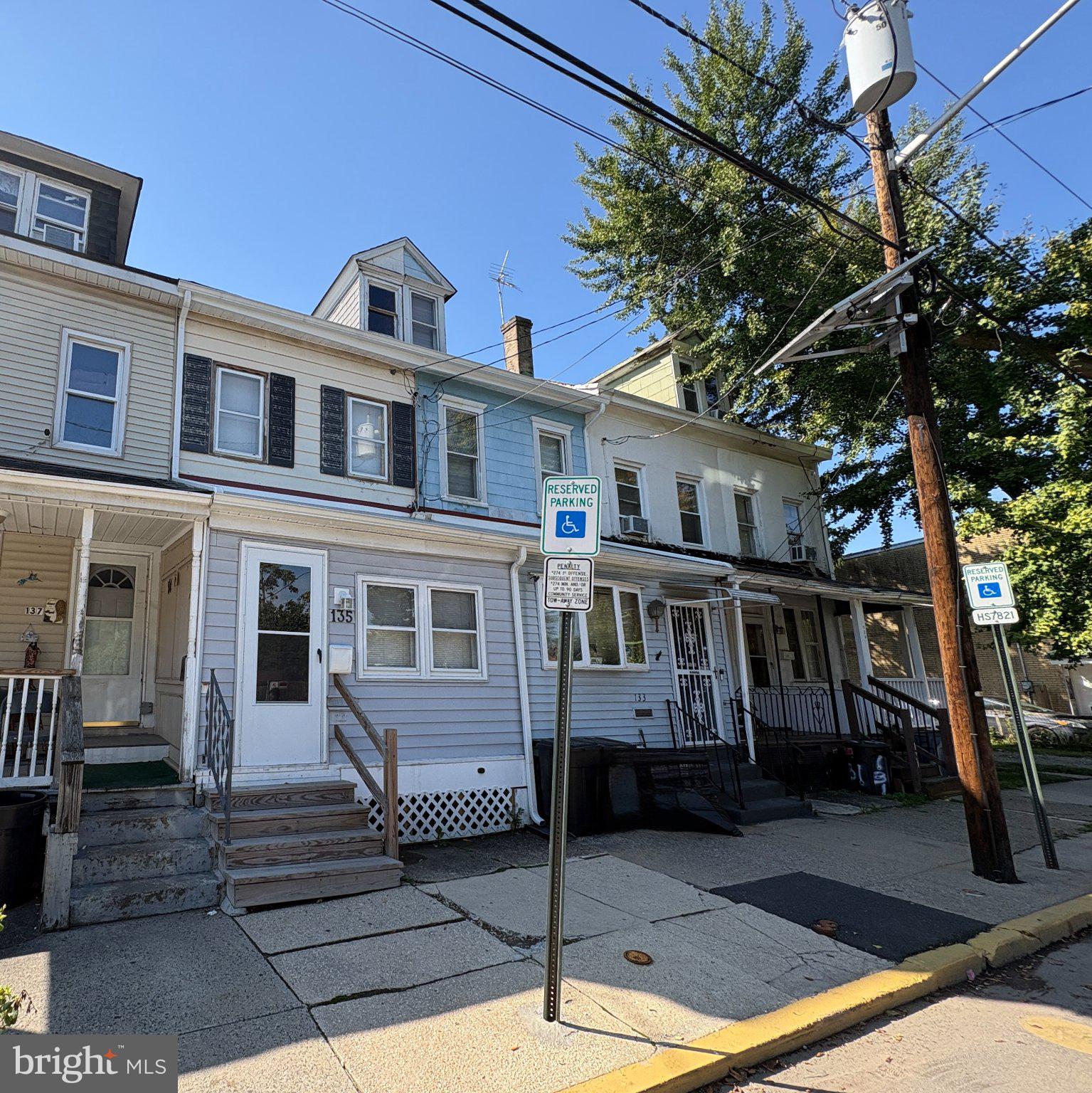 135 S LOGAN AVENUE