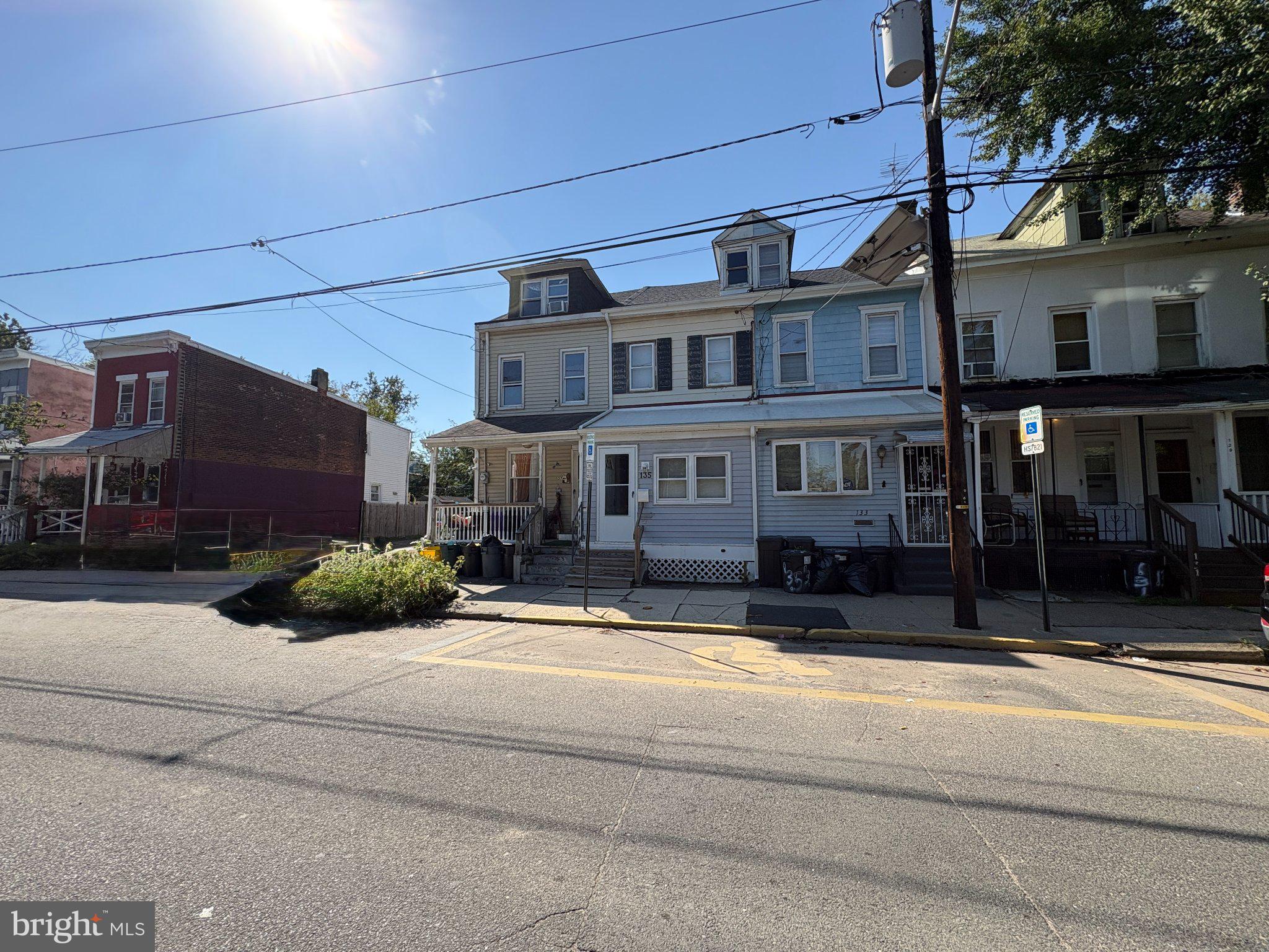 135 S LOGAN AVENUE