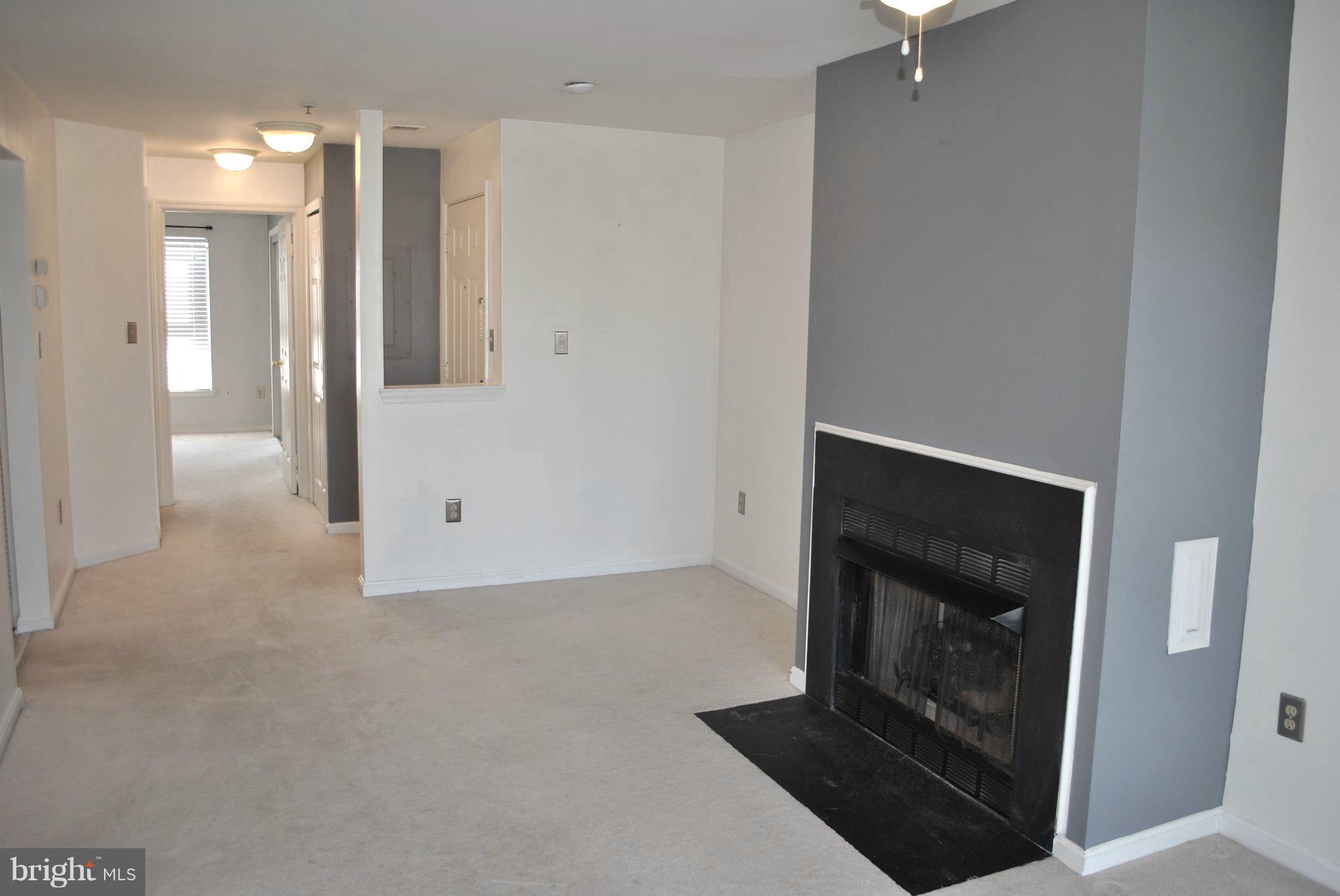 ASHBURN VILLAGE - Residential Lease