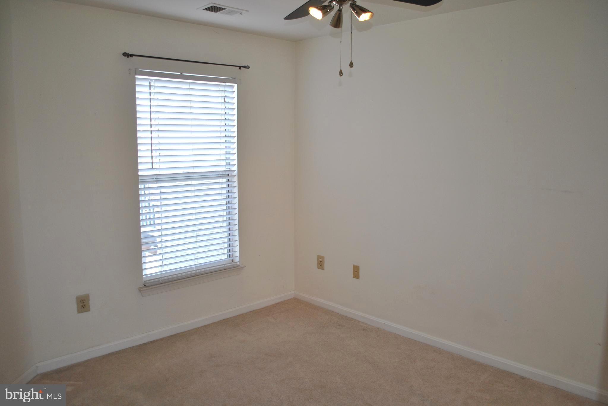 ASHBURN VILLAGE - Residential Lease