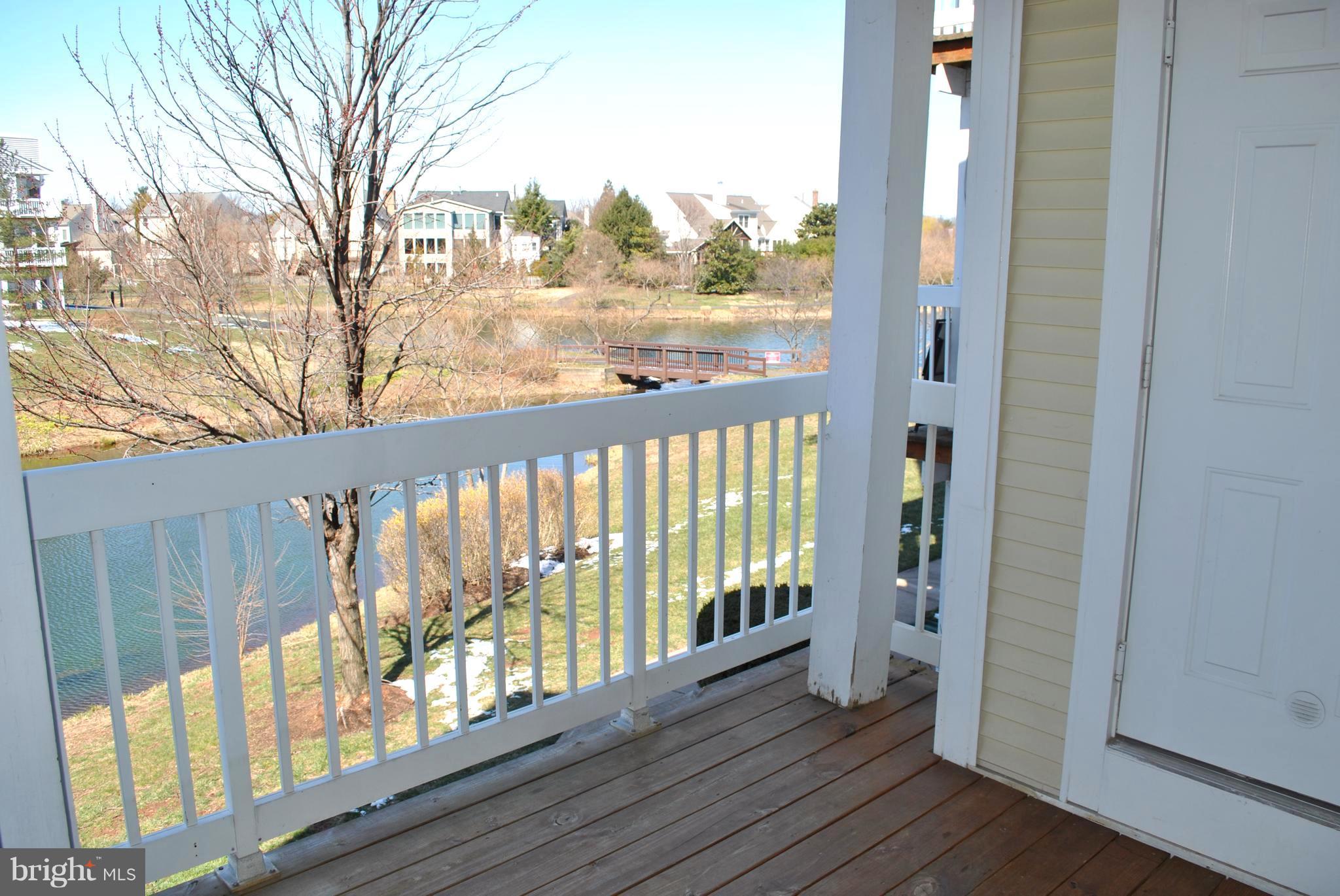 ASHBURN VILLAGE - Residential Lease