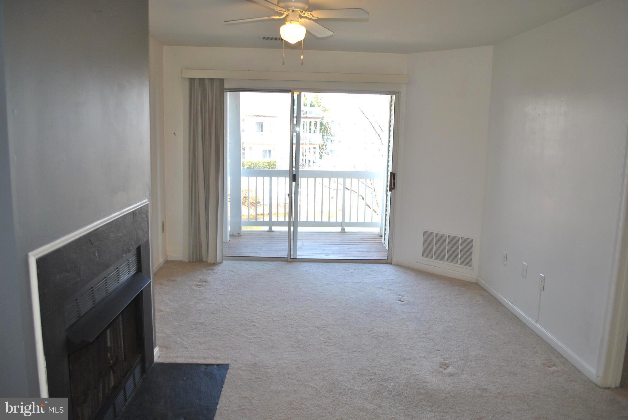 ASHBURN VILLAGE - Residential Lease