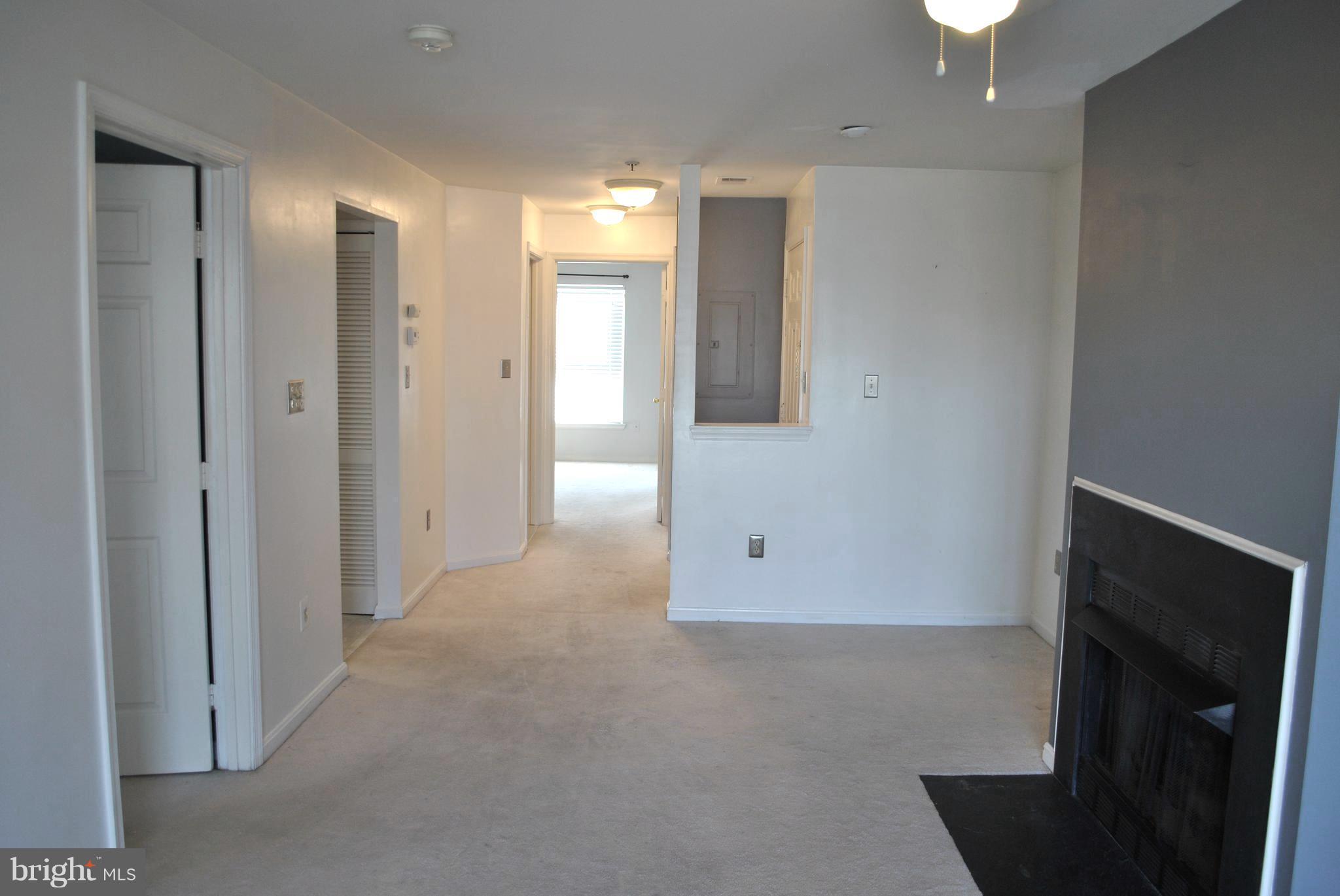 ASHBURN VILLAGE - Residential Lease