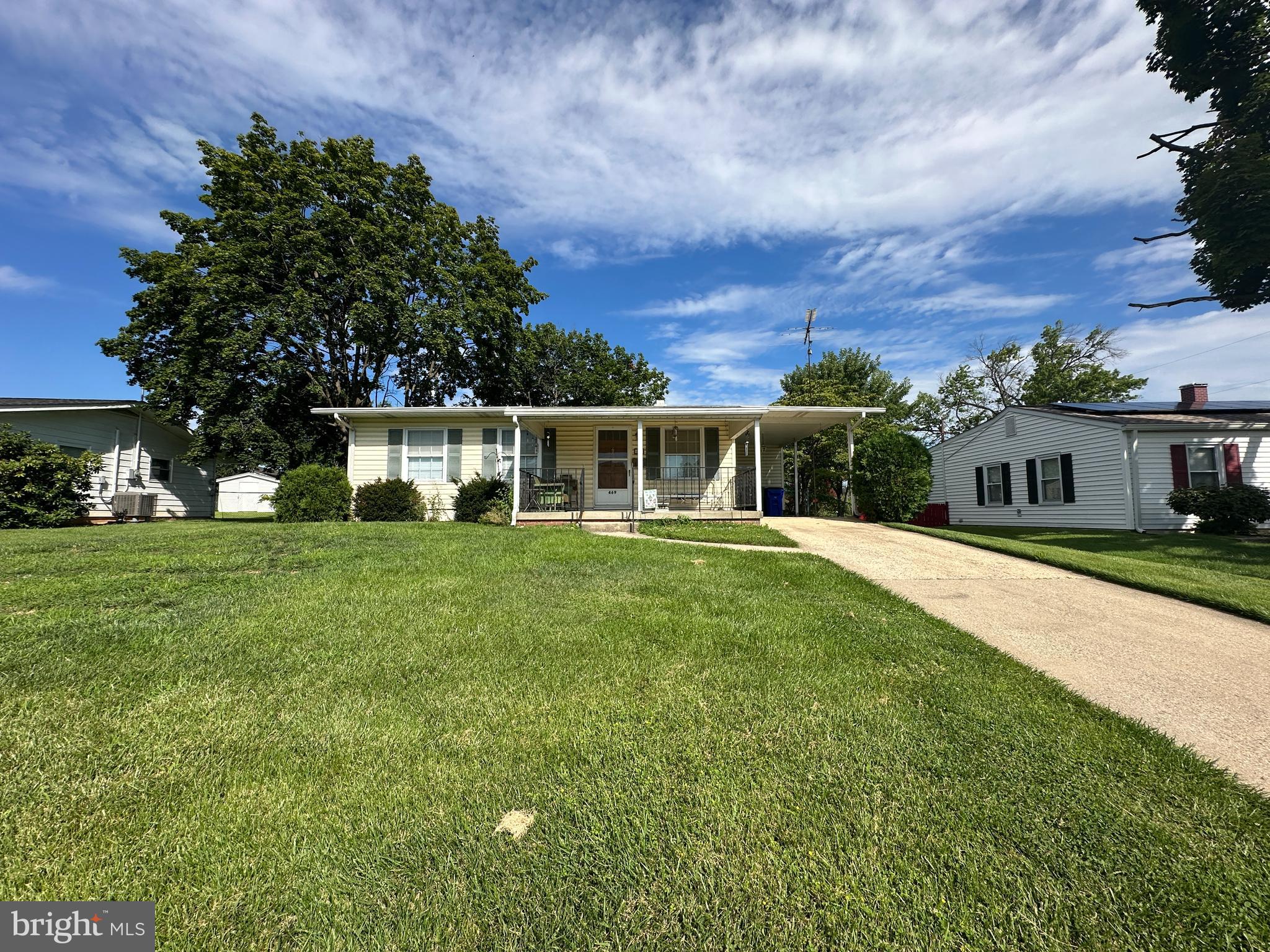 469 CARROLLTON DRIVE