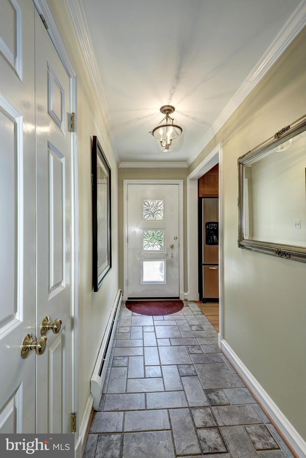 GOLF CLUB MANOR - Residential