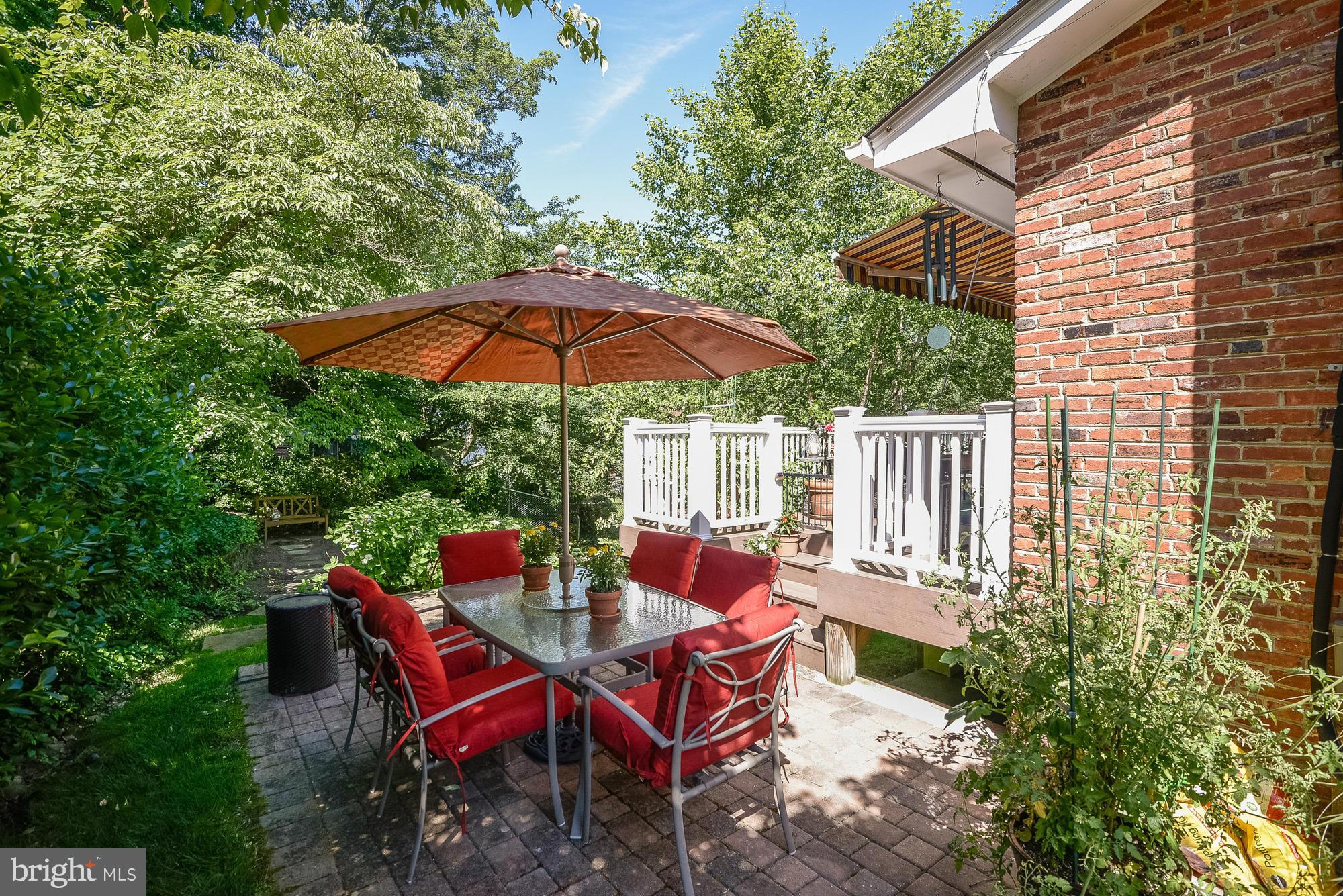 GOLF CLUB MANOR - Residential