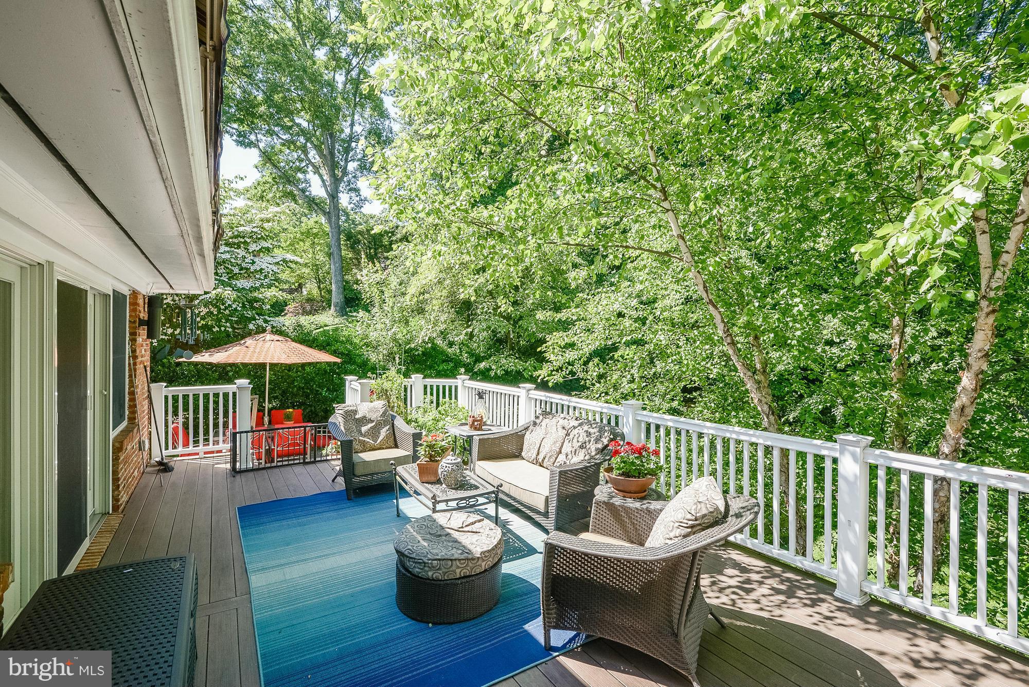 GOLF CLUB MANOR - Residential