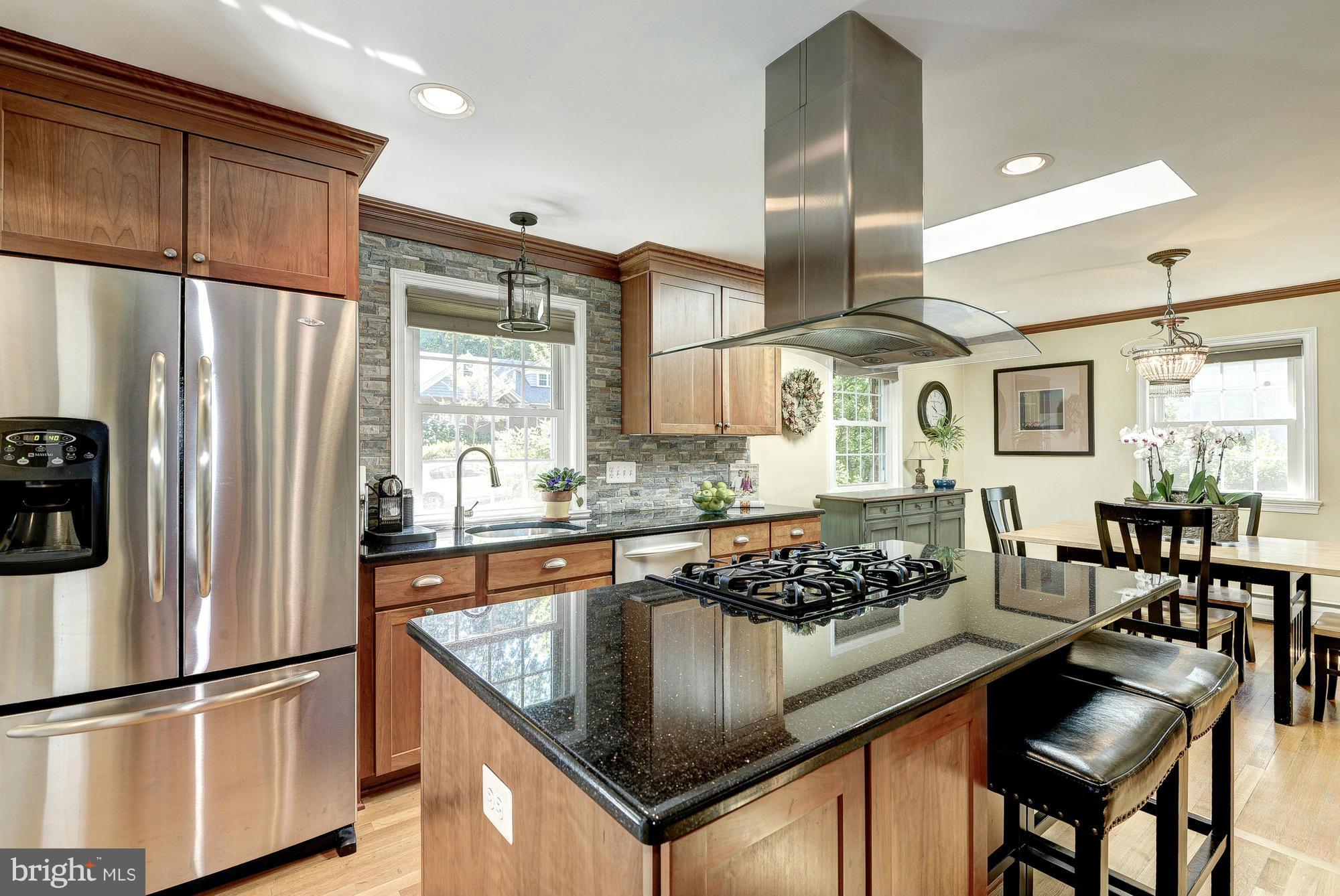 GOLF CLUB MANOR - Residential