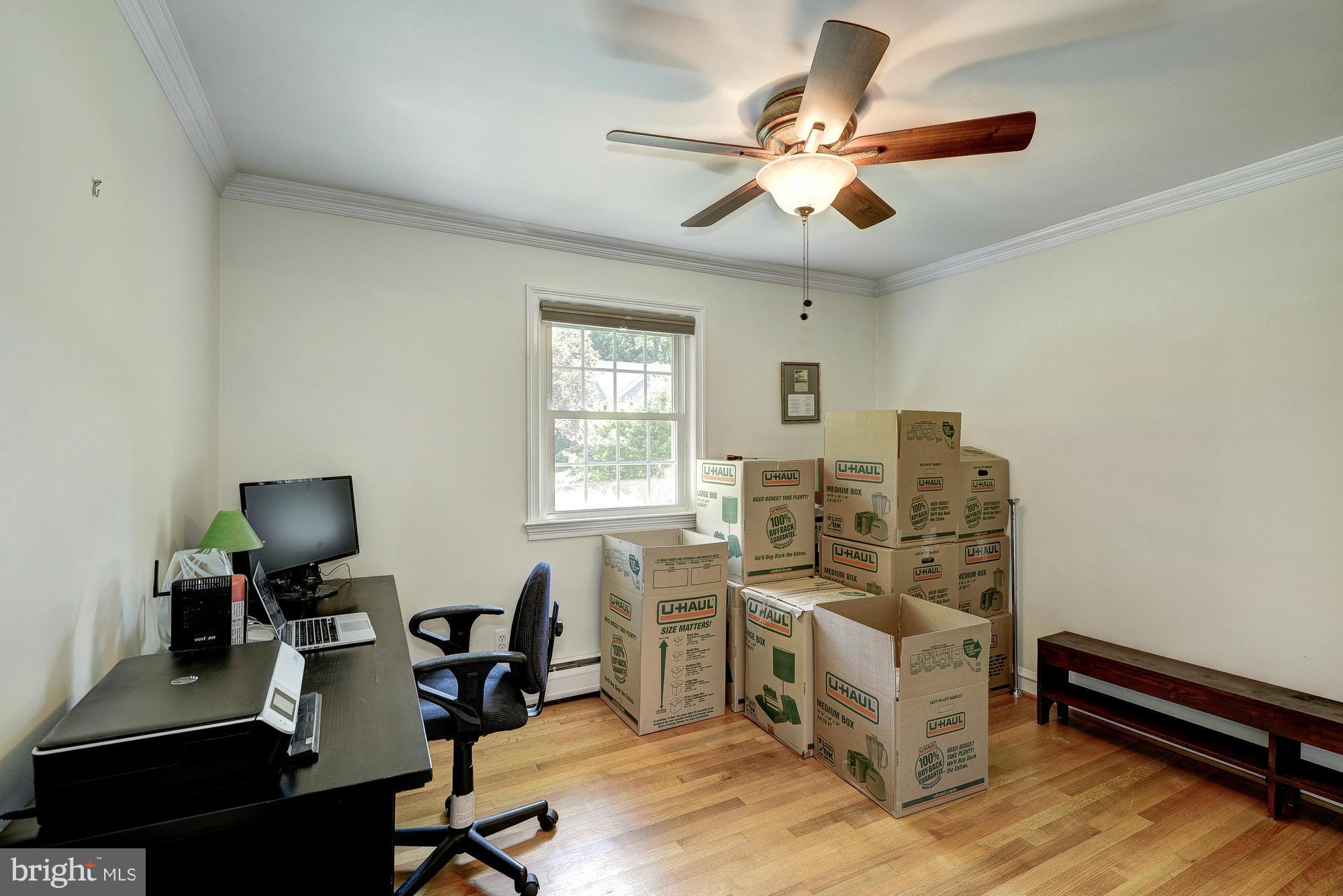 GOLF CLUB MANOR - Residential