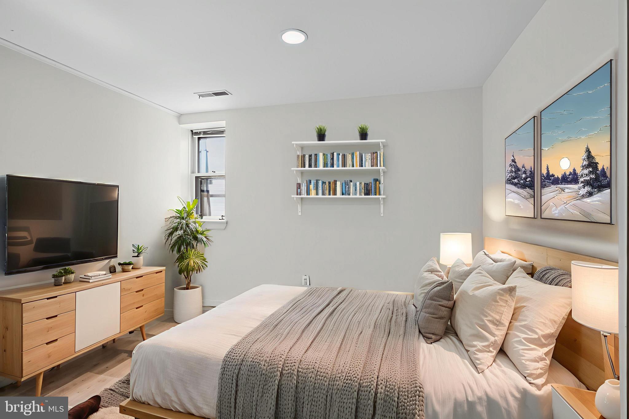 FAIRMOUNT - Residential Lease