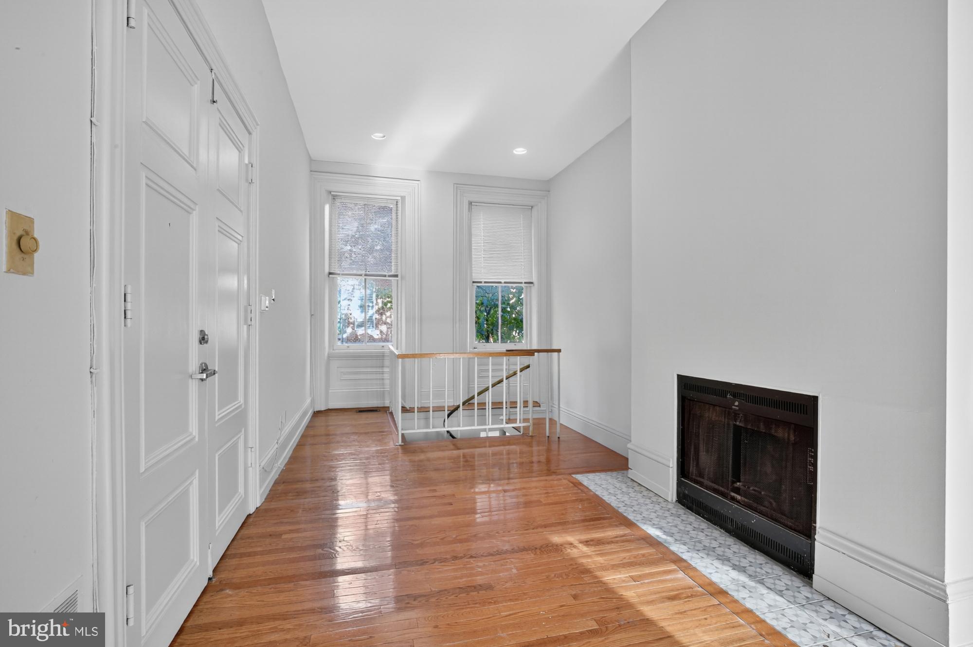 FAIRMOUNT - Residential Lease