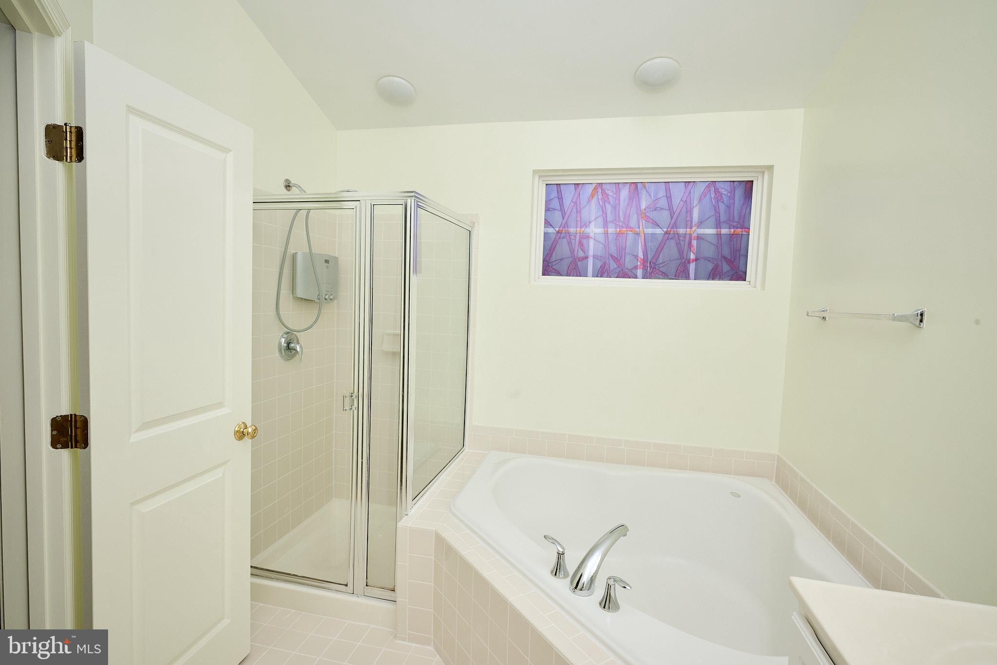 BROADLANDS SOUTH - Residential