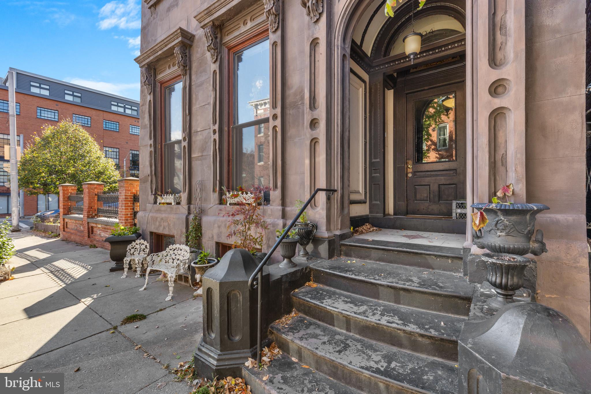 MOUNT VERNON PLACE HISTORIC DISTRICT - Residential