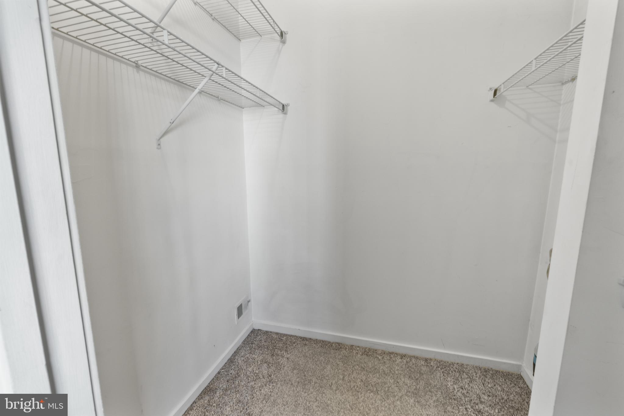 DOCKSIDE - Residential