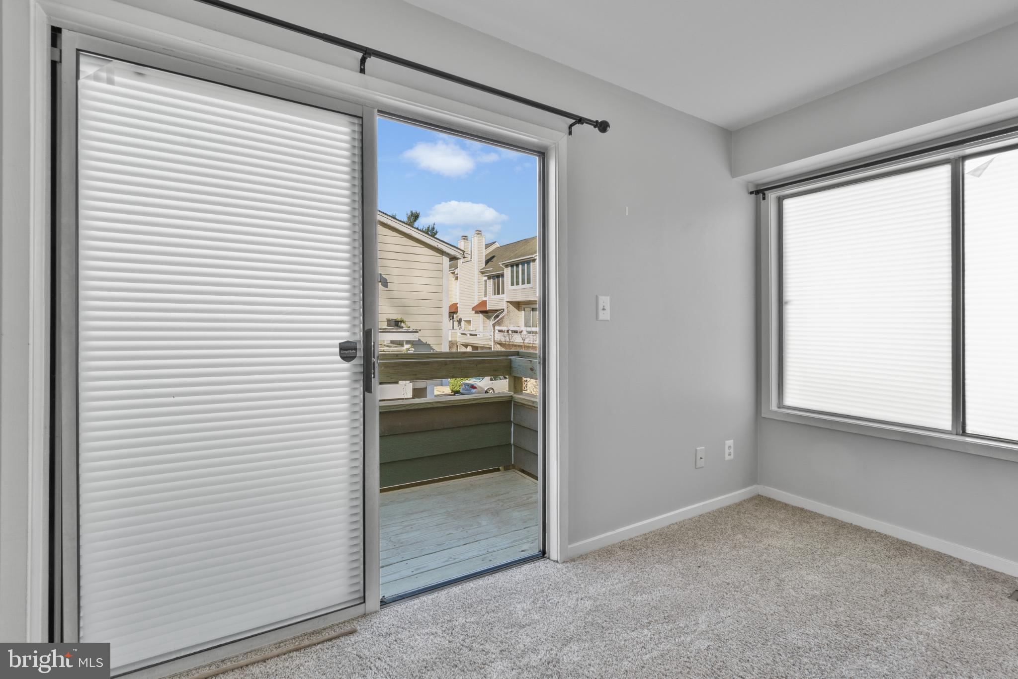 DOCKSIDE - Residential