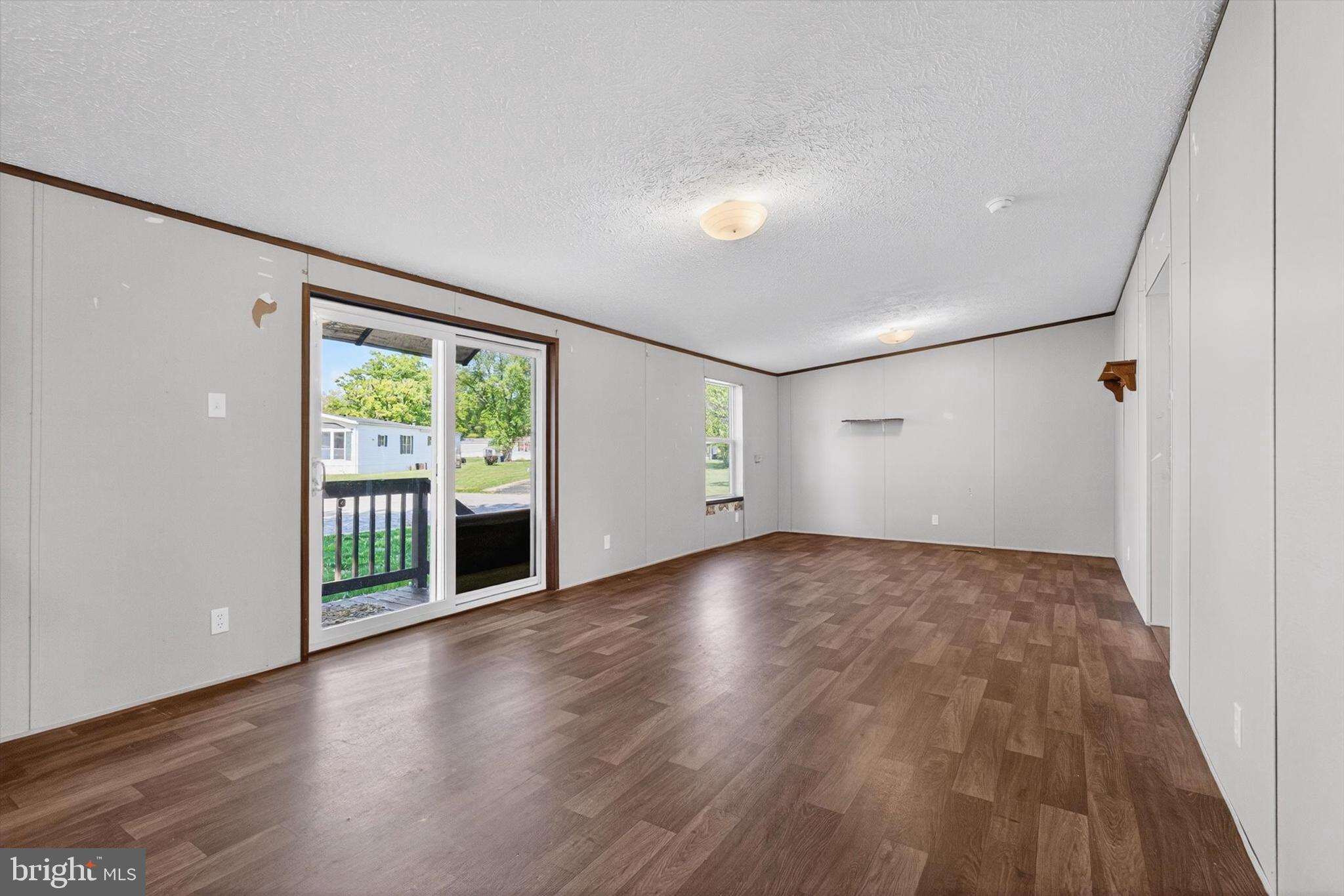 LLEWELLYNS MHP - Residential