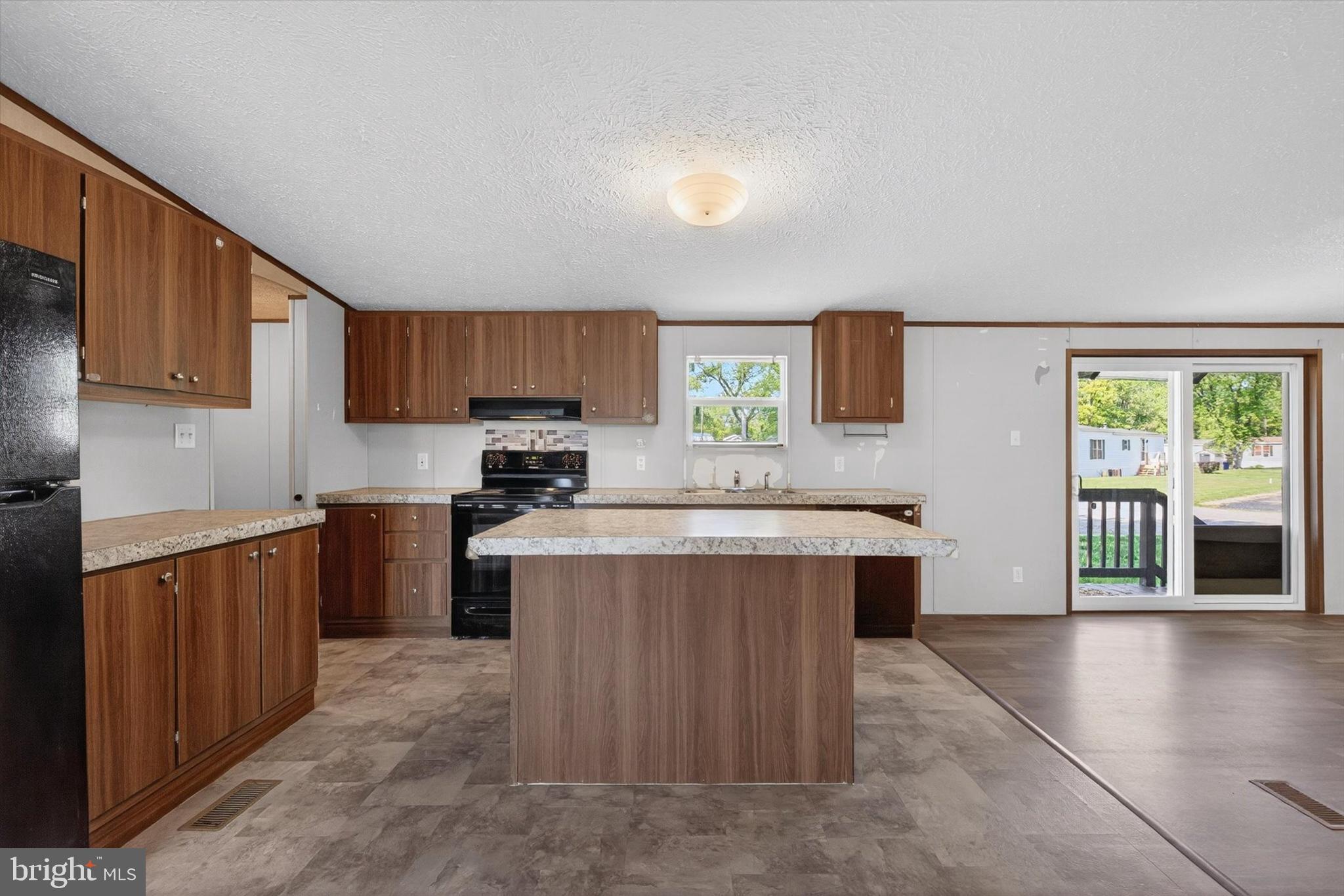 4550 BULL ROAD 27