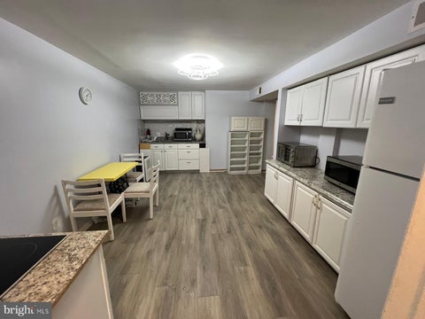 Homes For Rent - 513 Creek Crossing Road<br/> VIENNA, VA 22180