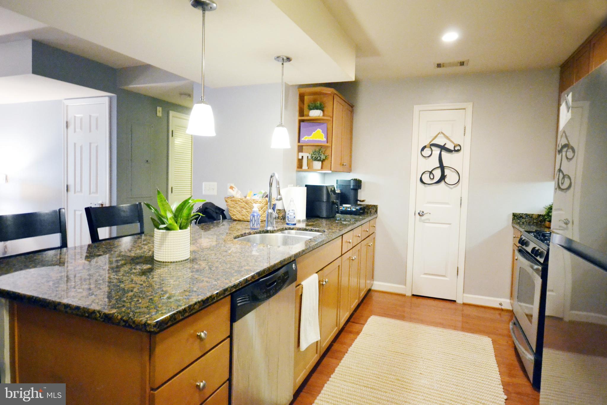 WEST VILLAGE OF SHIRLINGTON - Residential Lease