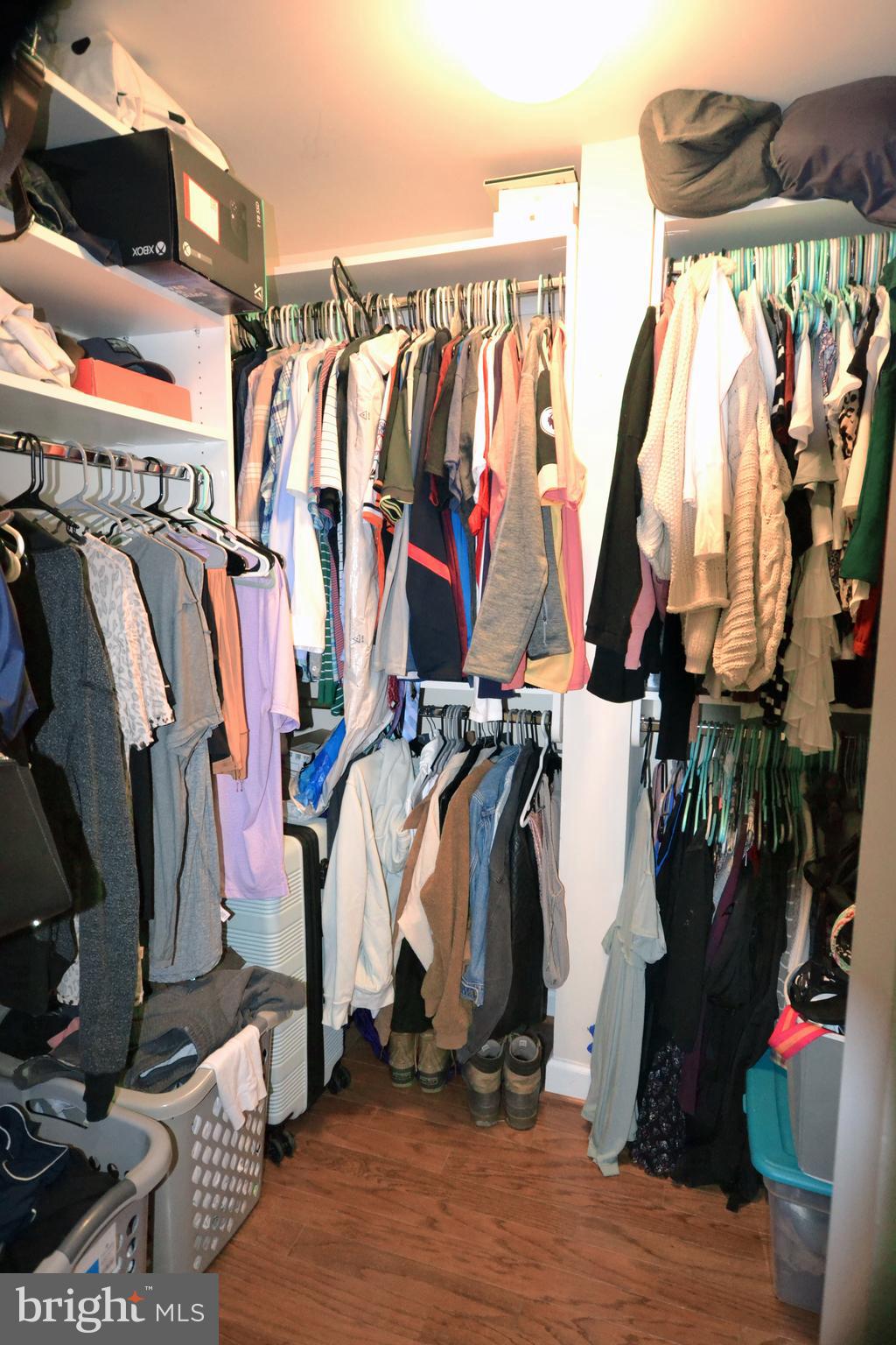 WEST VILLAGE OF SHIRLINGTON - Residential Lease