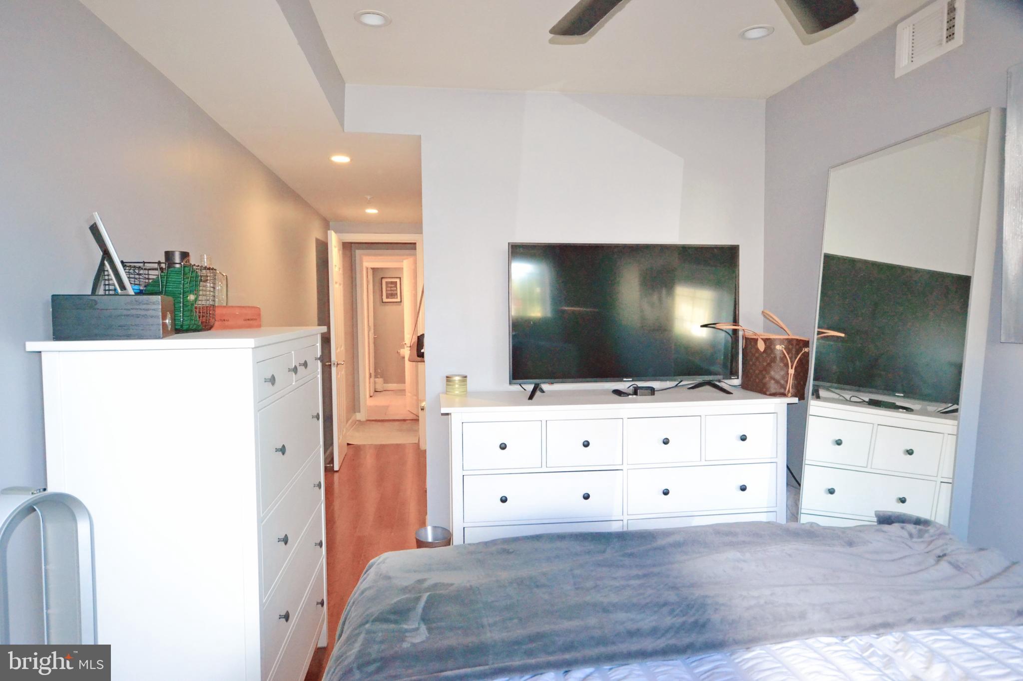 WEST VILLAGE OF SHIRLINGTON - Residential Lease