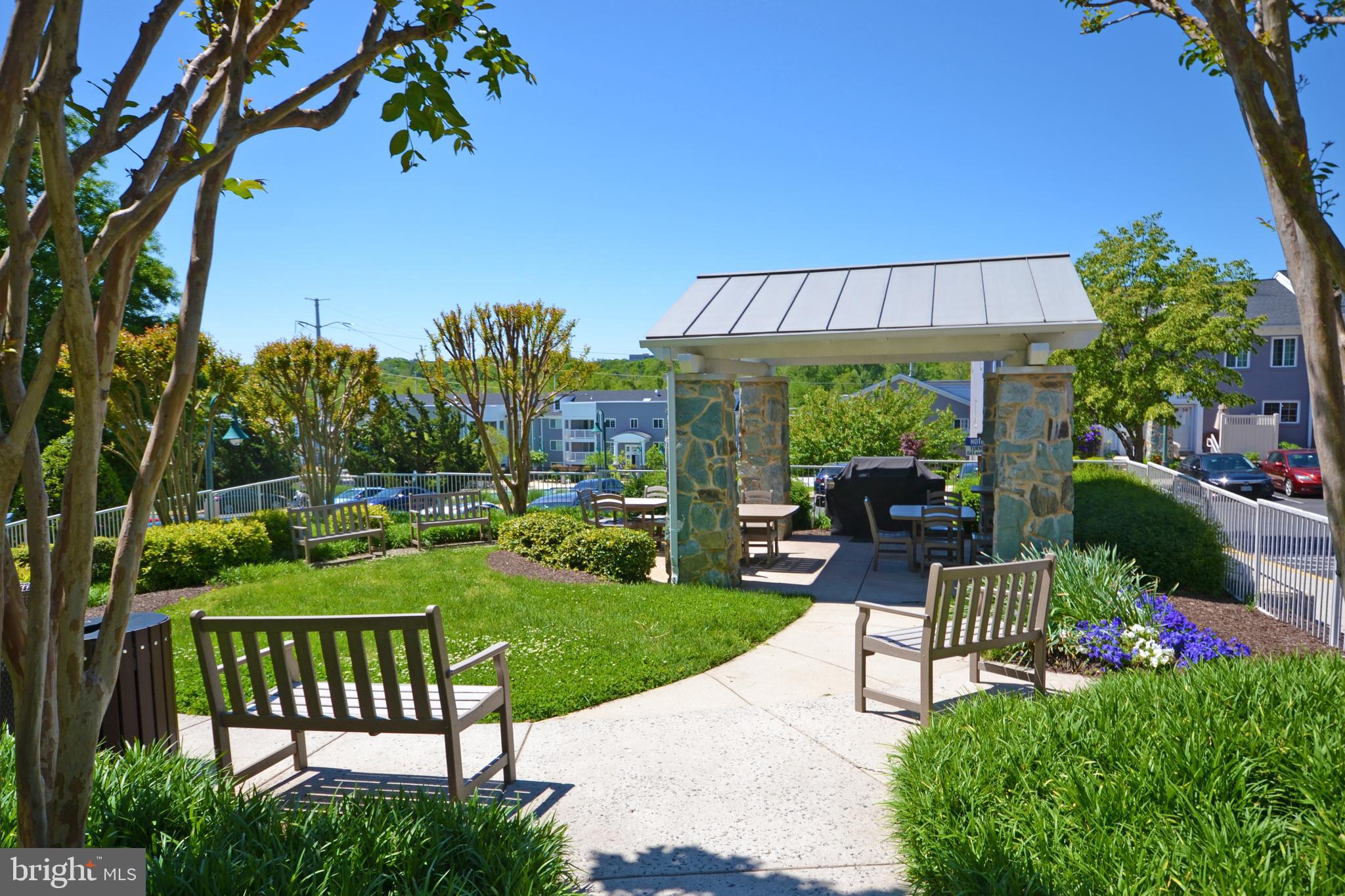 WEST VILLAGE OF SHIRLINGTON - Residential Lease