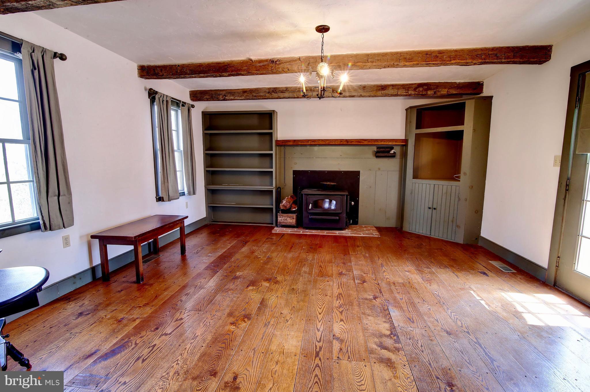 MEADOWLANDS - Residential