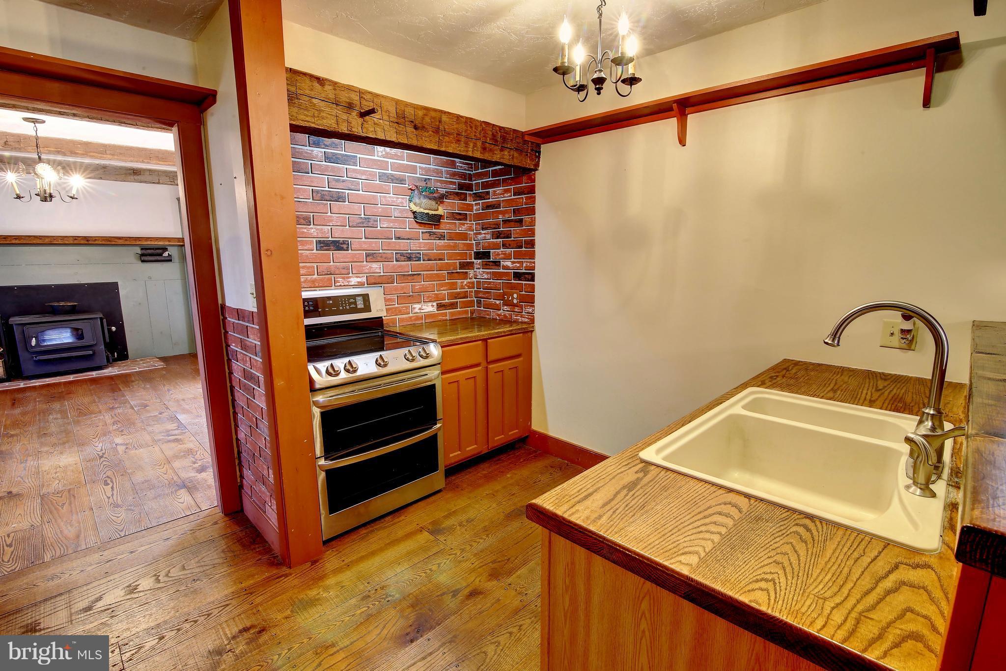 MEADOWLANDS - Residential