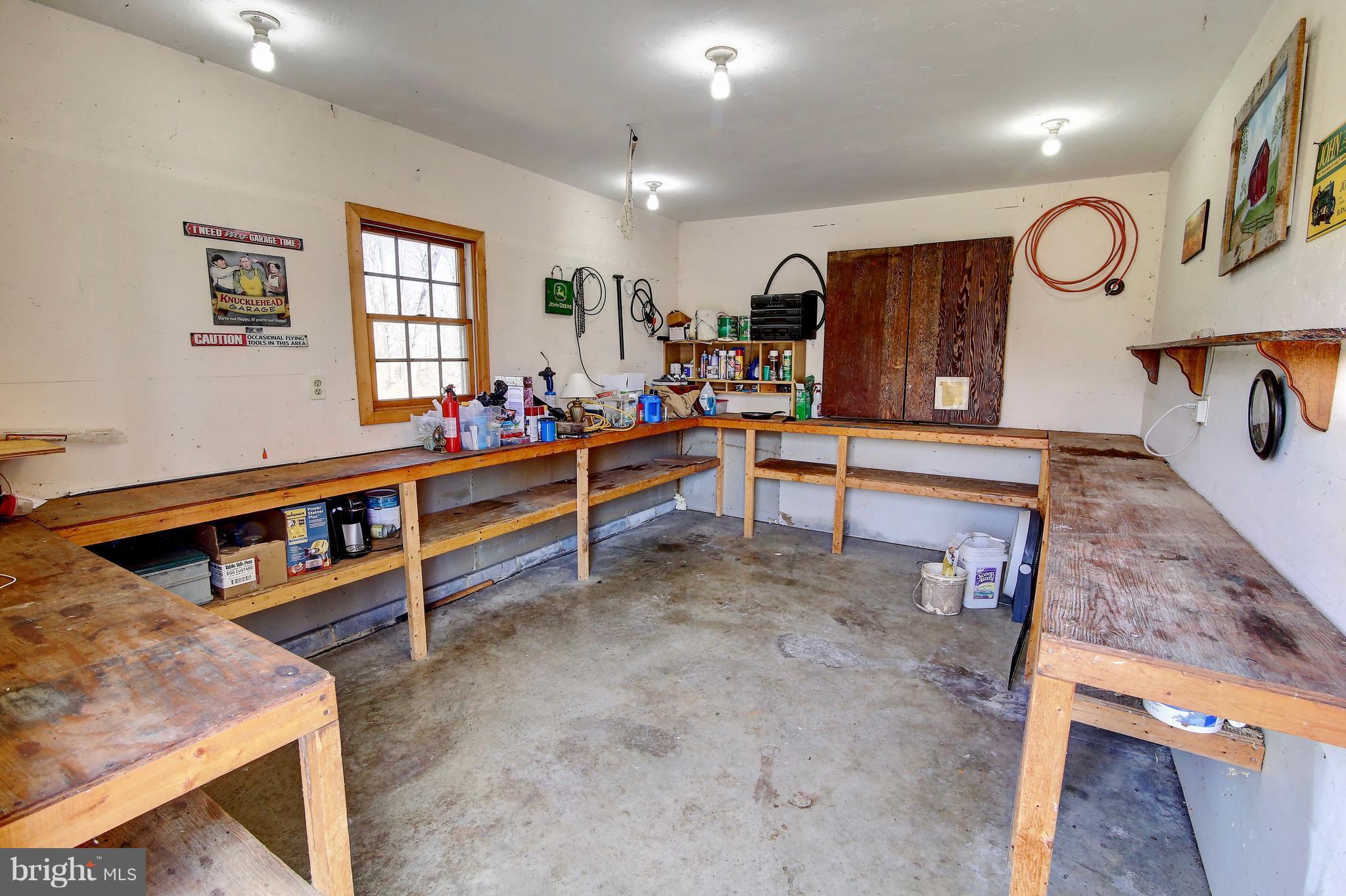 MEADOWLANDS - Residential