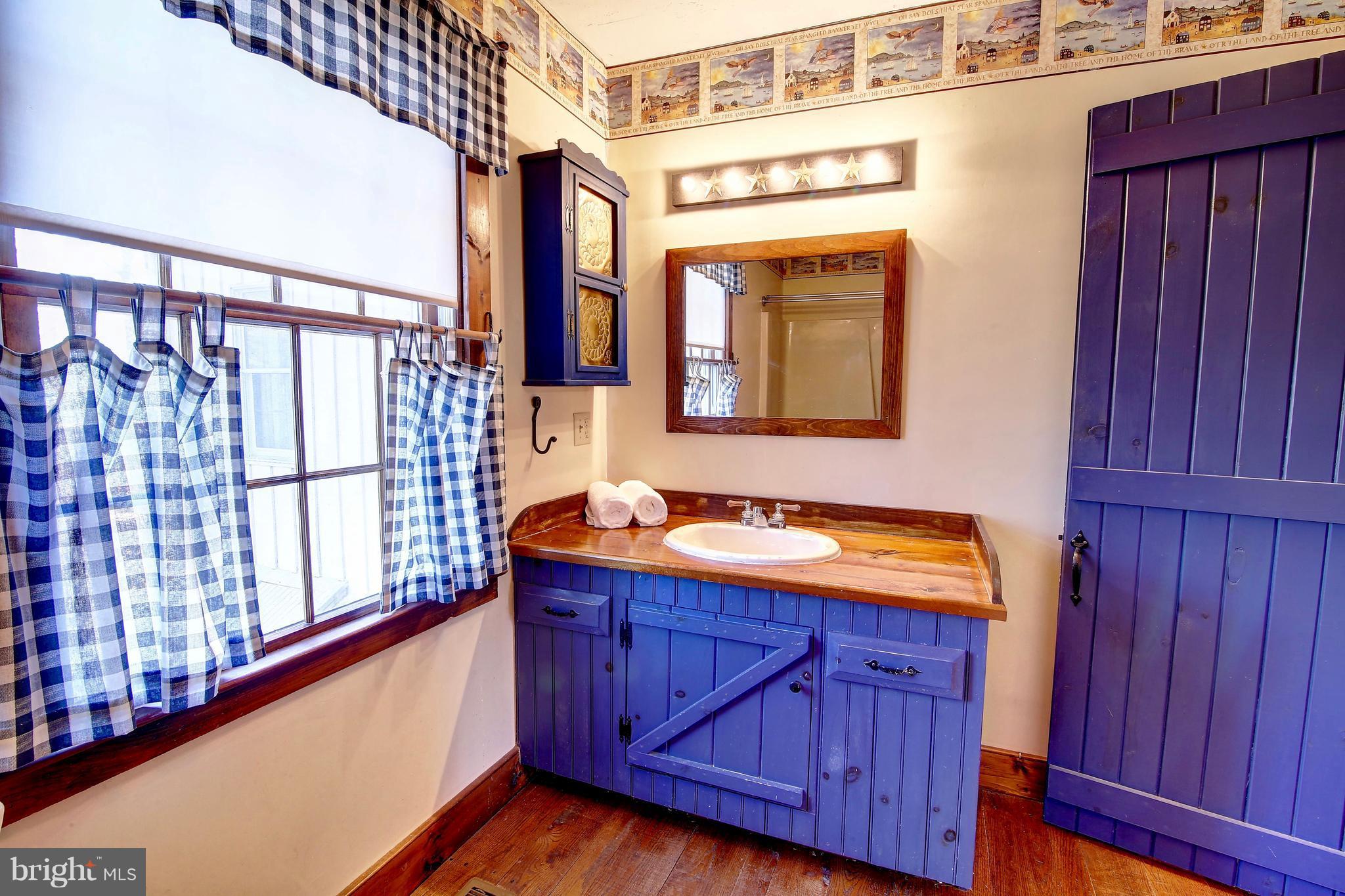 MEADOWLANDS - Residential