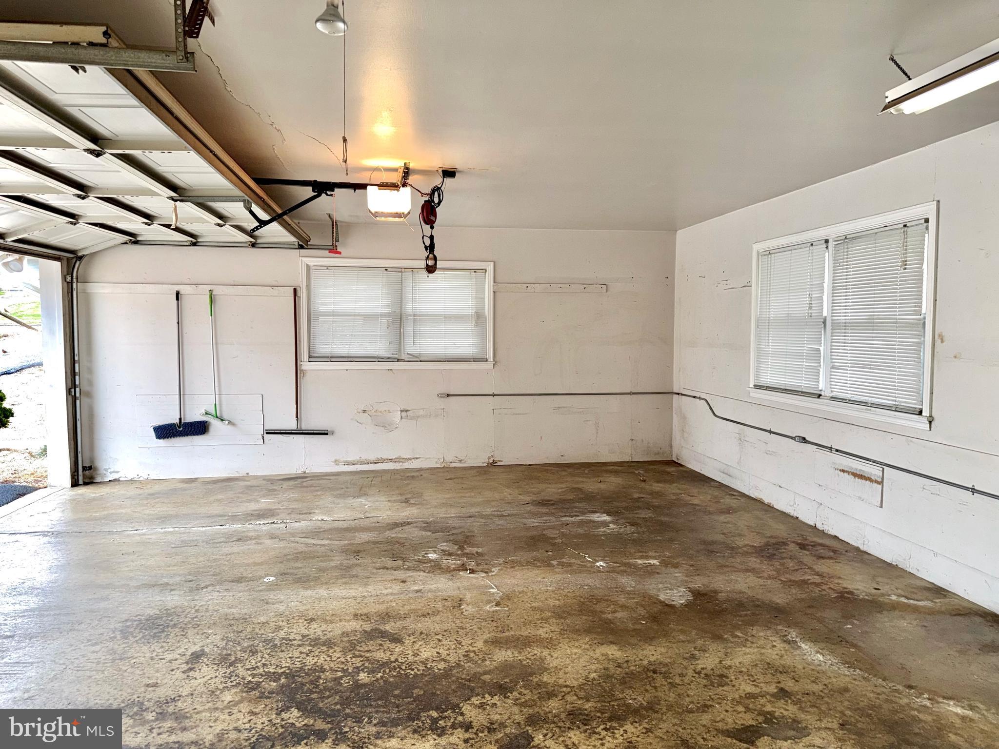 GREENFIELDS - Residential