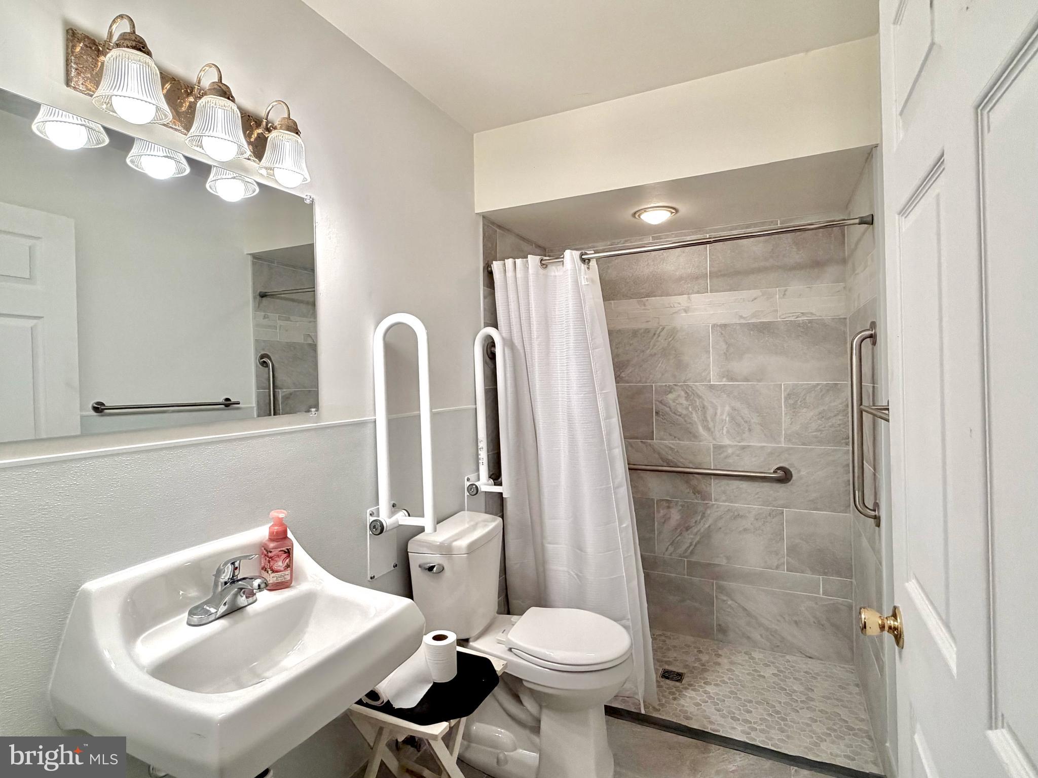 GREENFIELDS - Residential