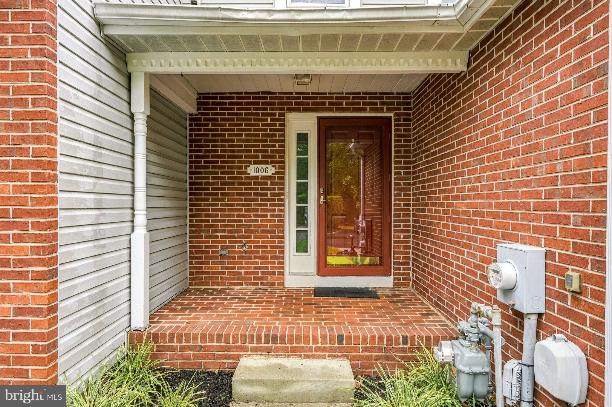 1006 ANDOVER COURT