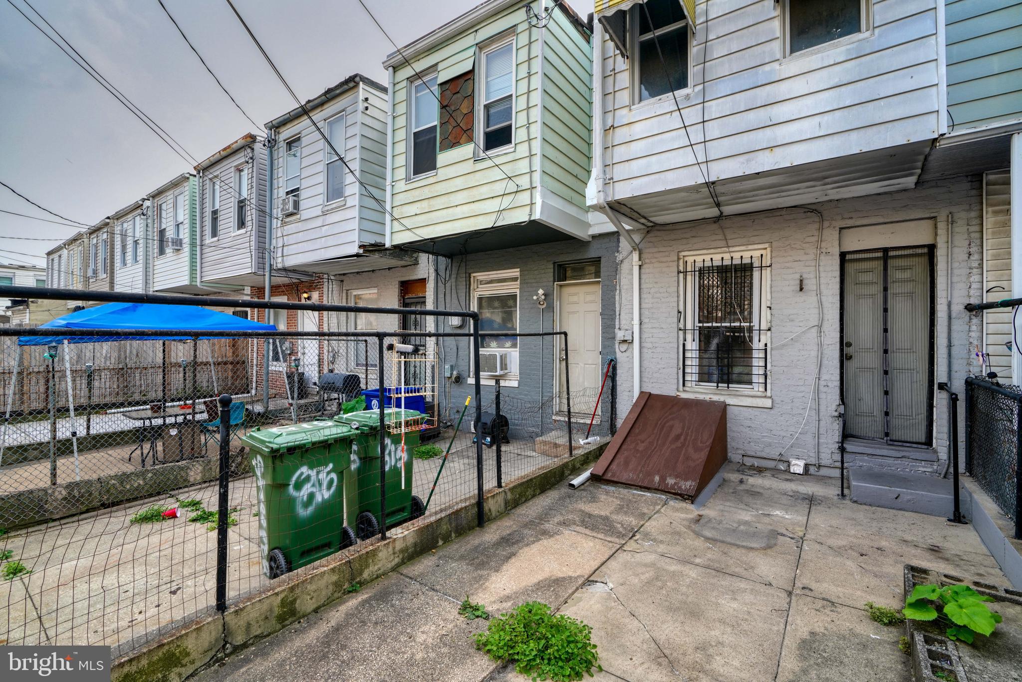 MADISON EASTEND - Residential Lease