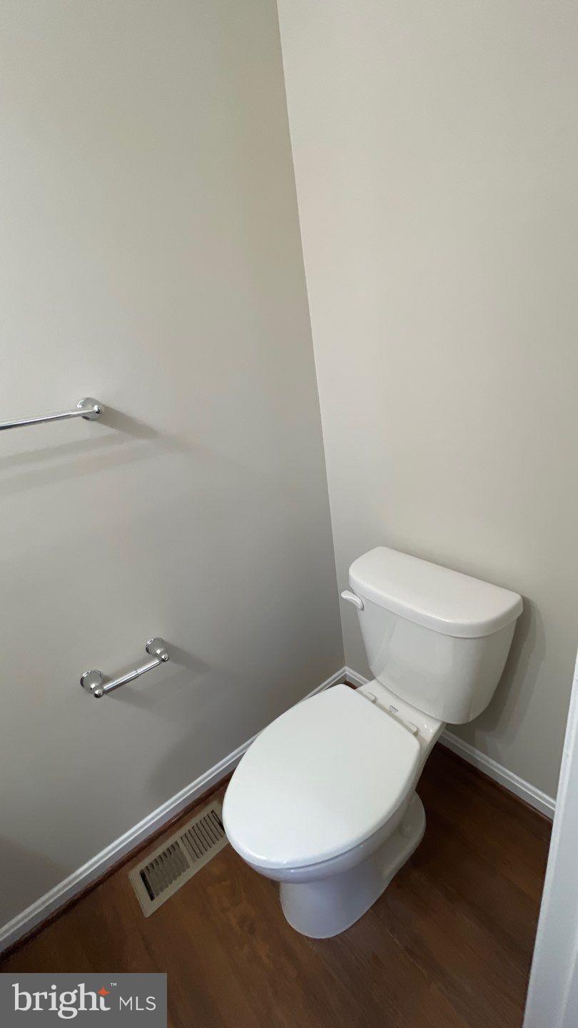 VILLAGE OF HICKORY RIDGE - Residential Lease