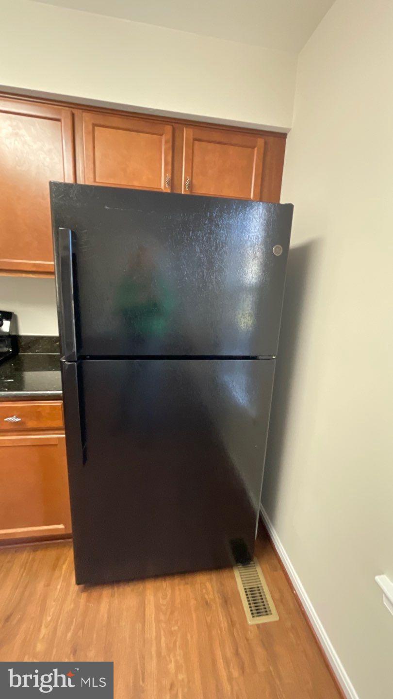 VILLAGE OF HICKORY RIDGE - Residential Lease