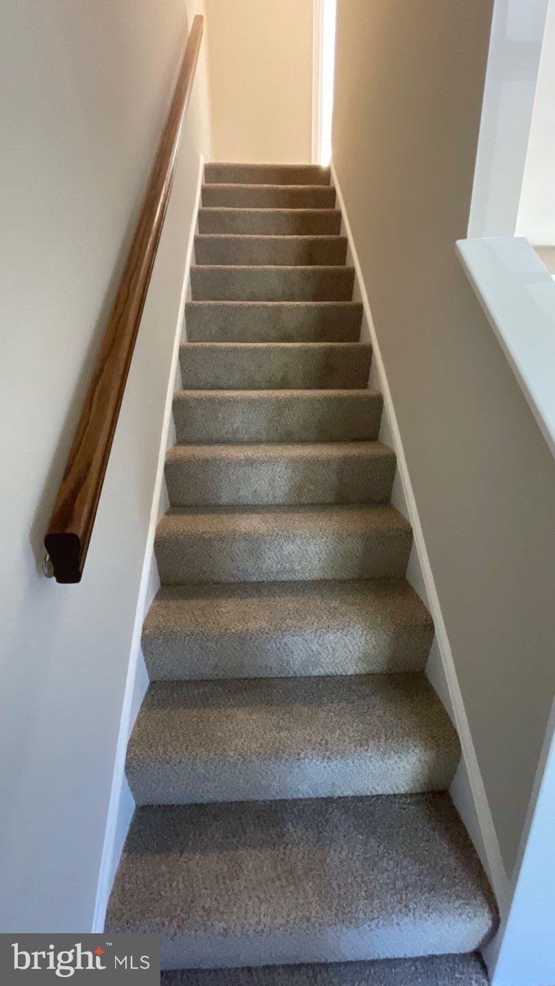 VILLAGE OF HICKORY RIDGE - Residential Lease