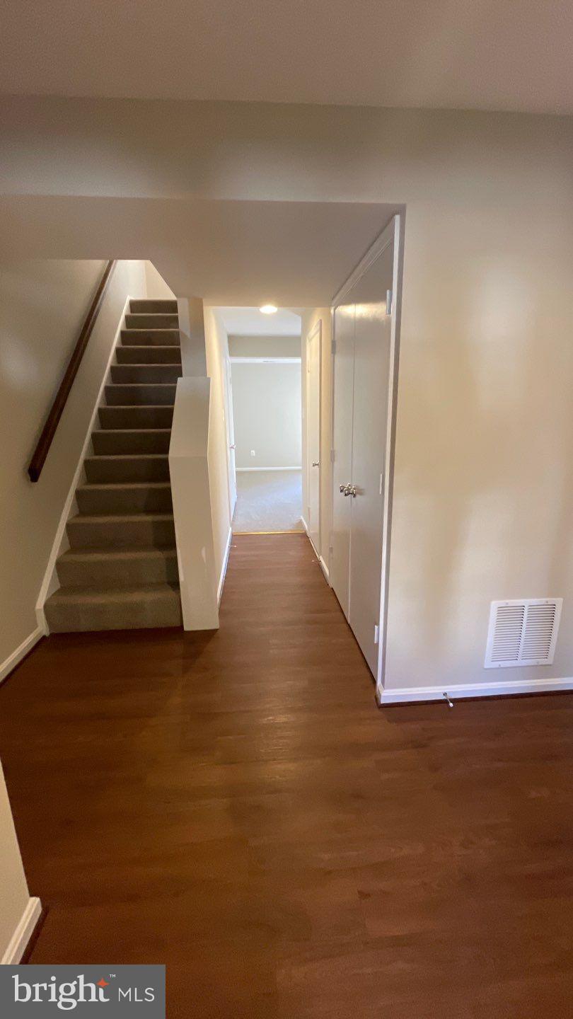 VILLAGE OF HICKORY RIDGE - Residential Lease